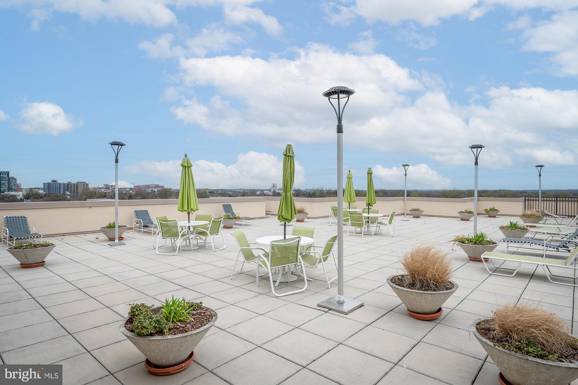 RIVERIA OF CHEVY CHASE - Residential