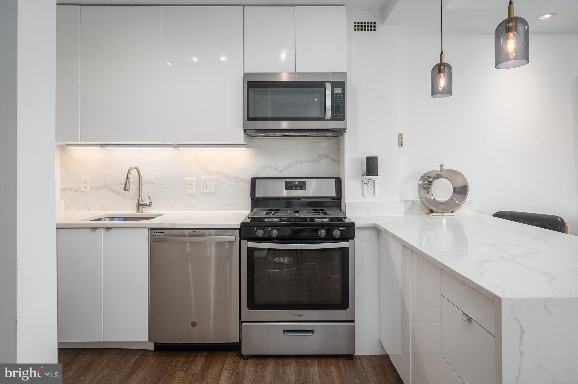 RIVERIA OF CHEVY CHASE - Residential