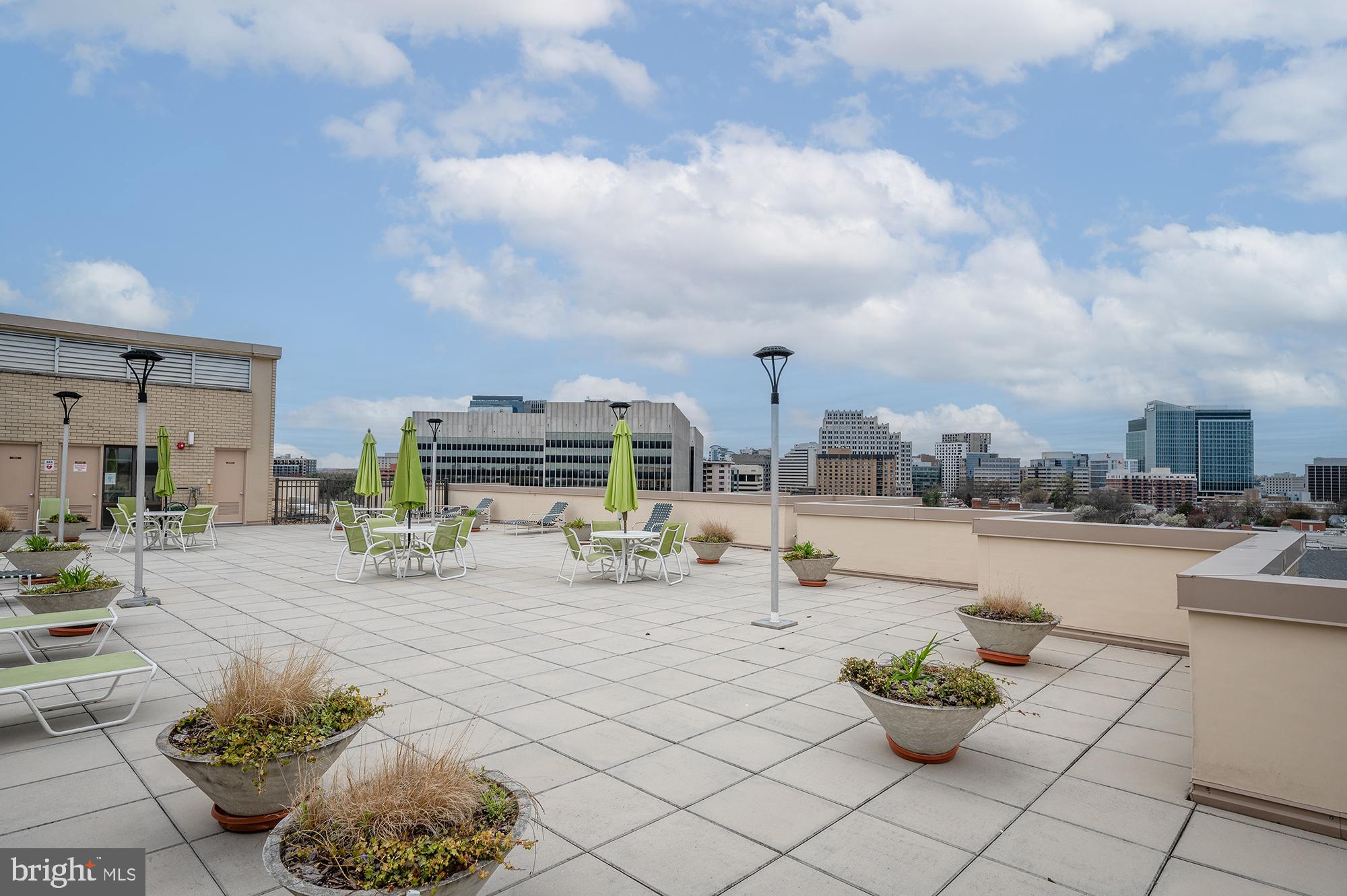 RIVERIA OF CHEVY CHASE - Residential