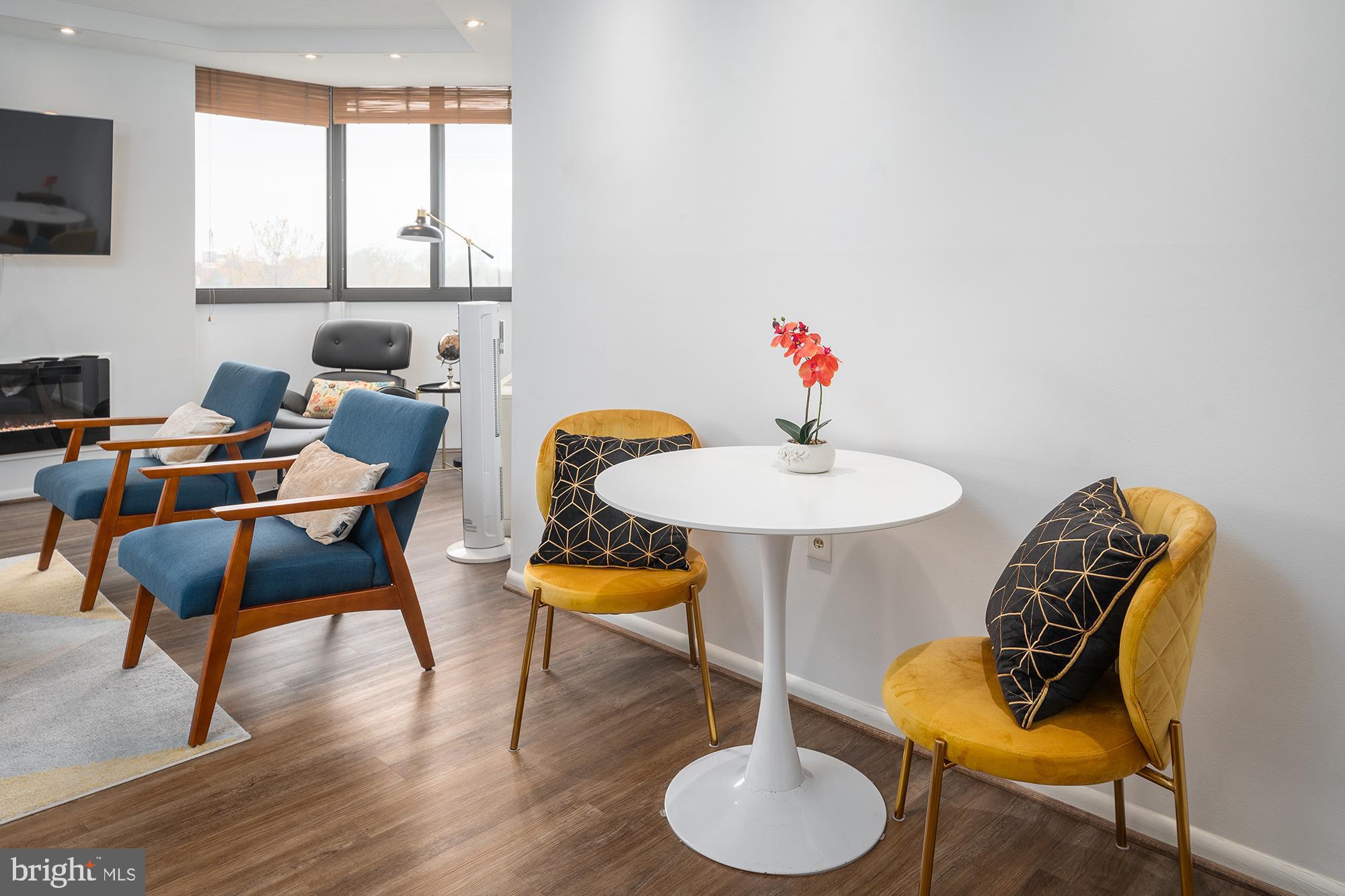 RIVERIA OF CHEVY CHASE - Residential