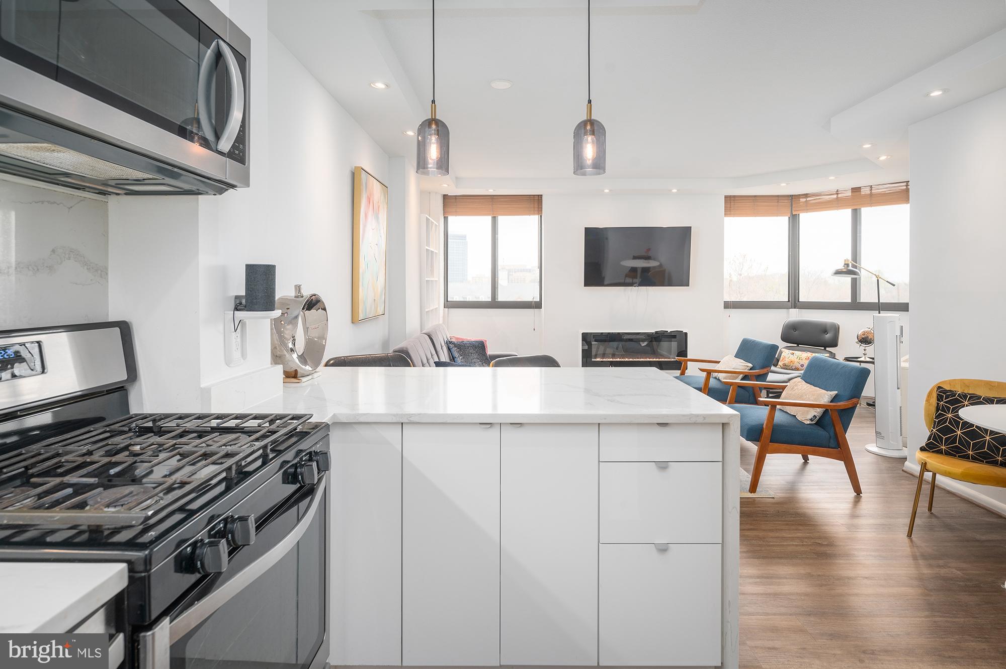 RIVERIA OF CHEVY CHASE - Residential