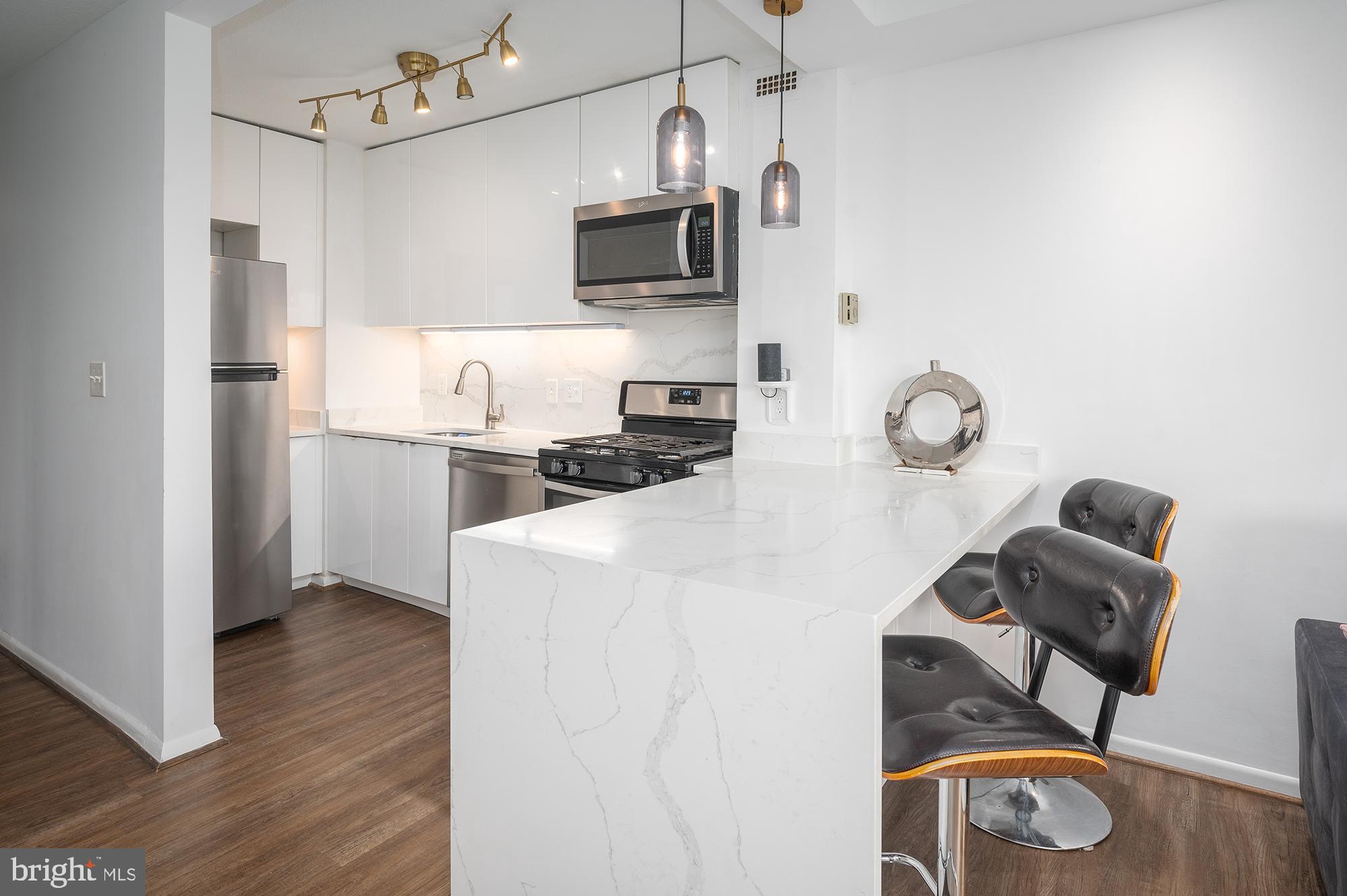 RIVERIA OF CHEVY CHASE - Residential