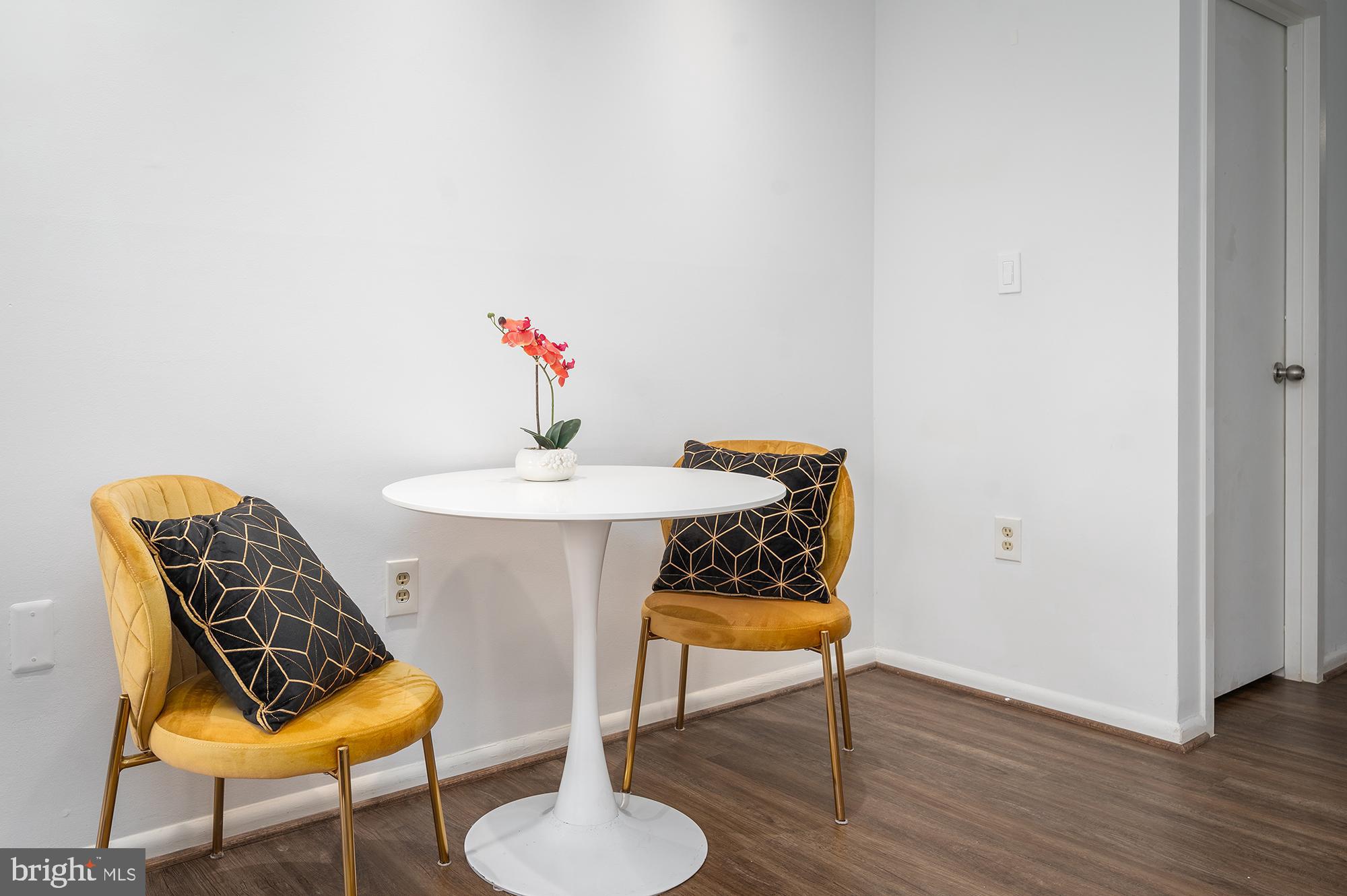 RIVERIA OF CHEVY CHASE - Residential