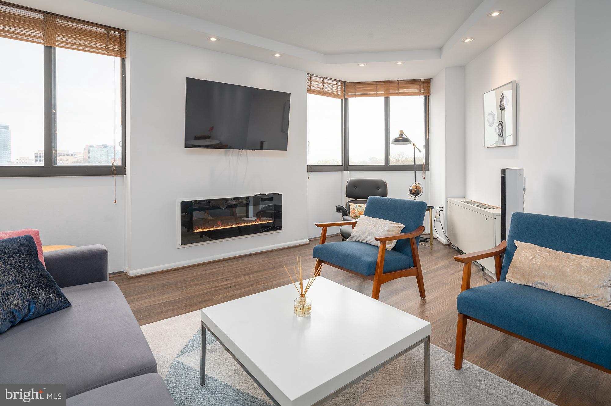 RIVERIA OF CHEVY CHASE - Residential