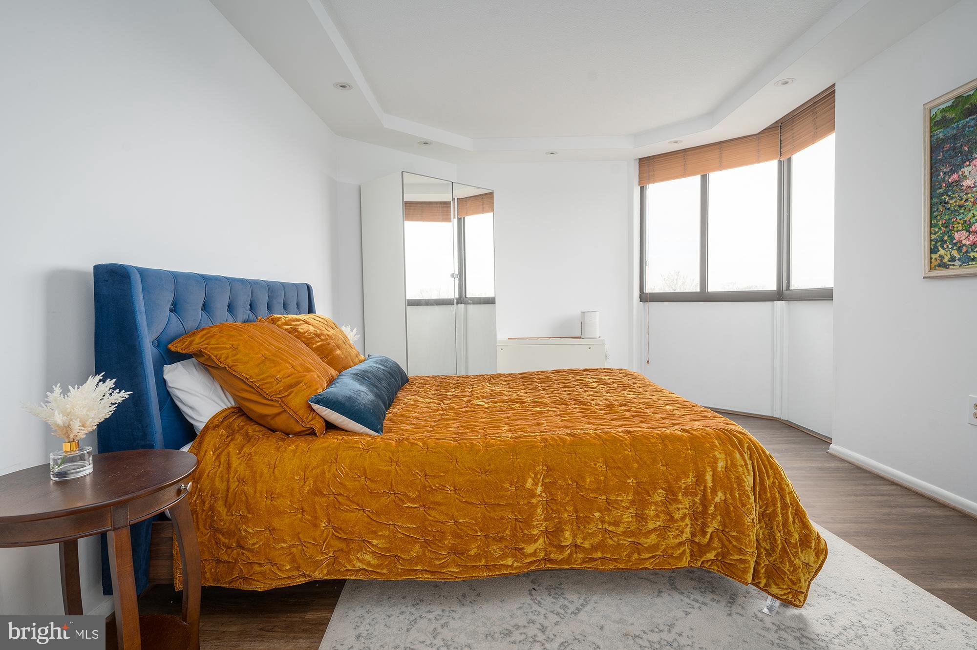 RIVERIA OF CHEVY CHASE - Residential