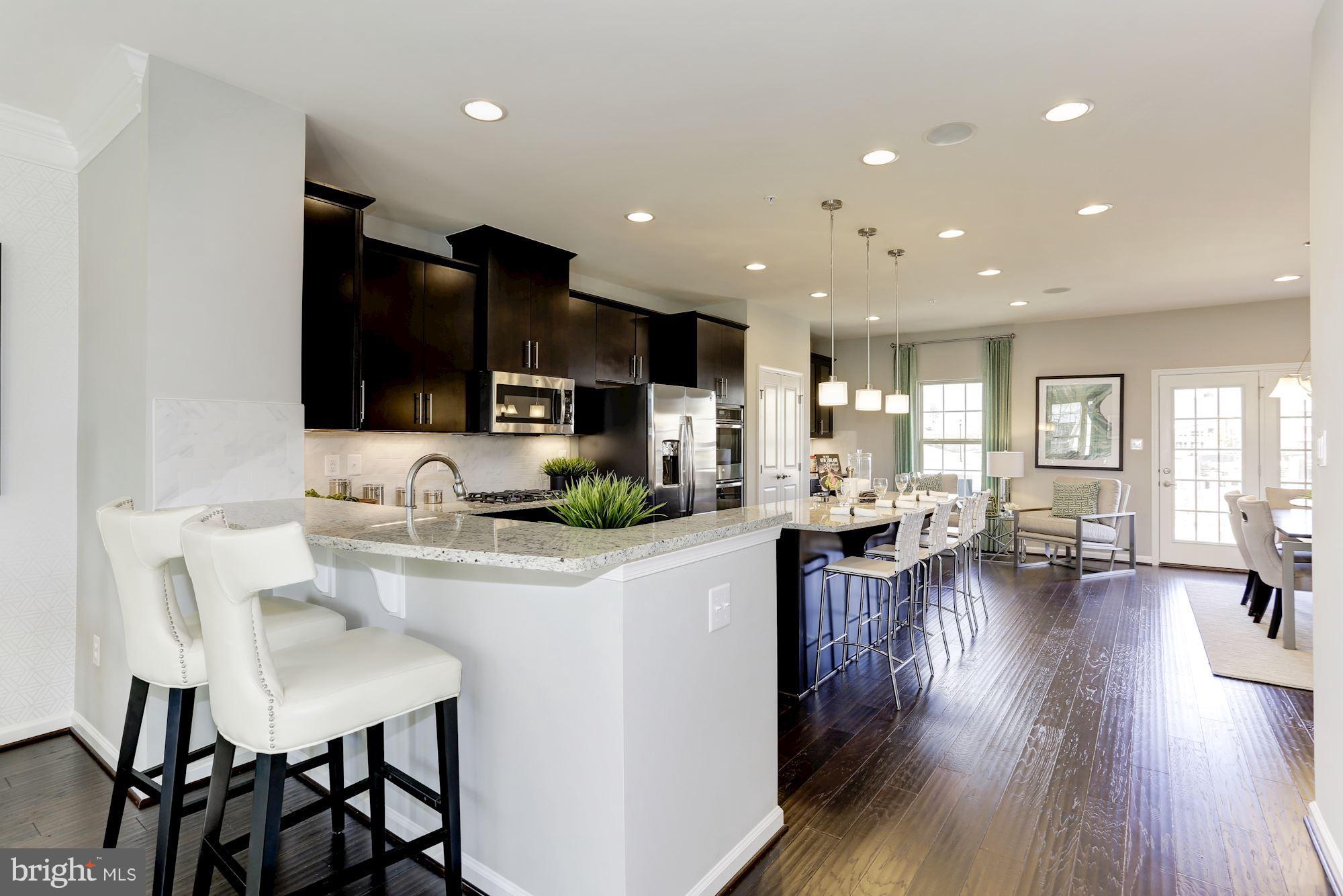 PONDVIEW - Residential