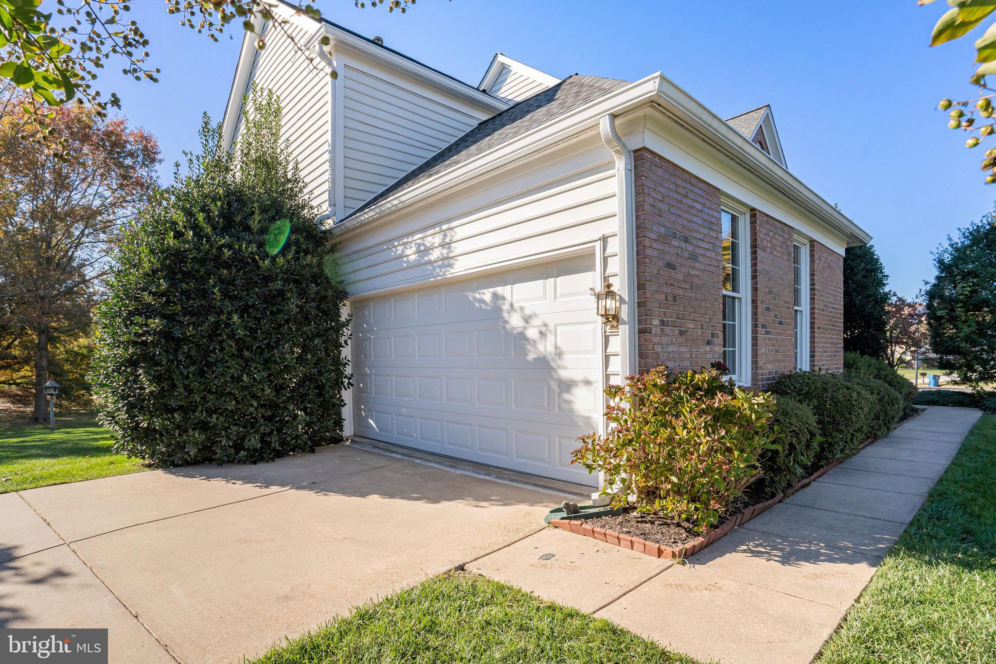 8387 CROSSLAKE DRIVE