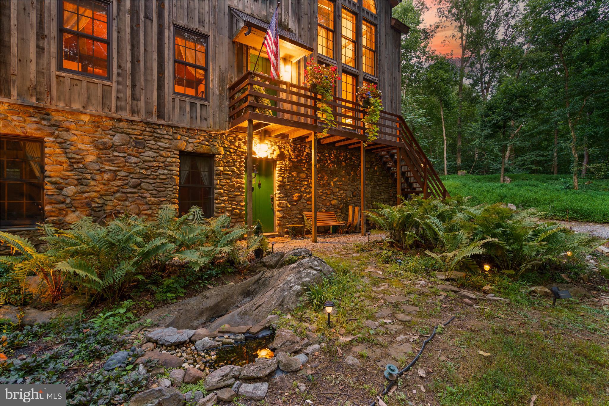 TERRAPIN NECK - Residential