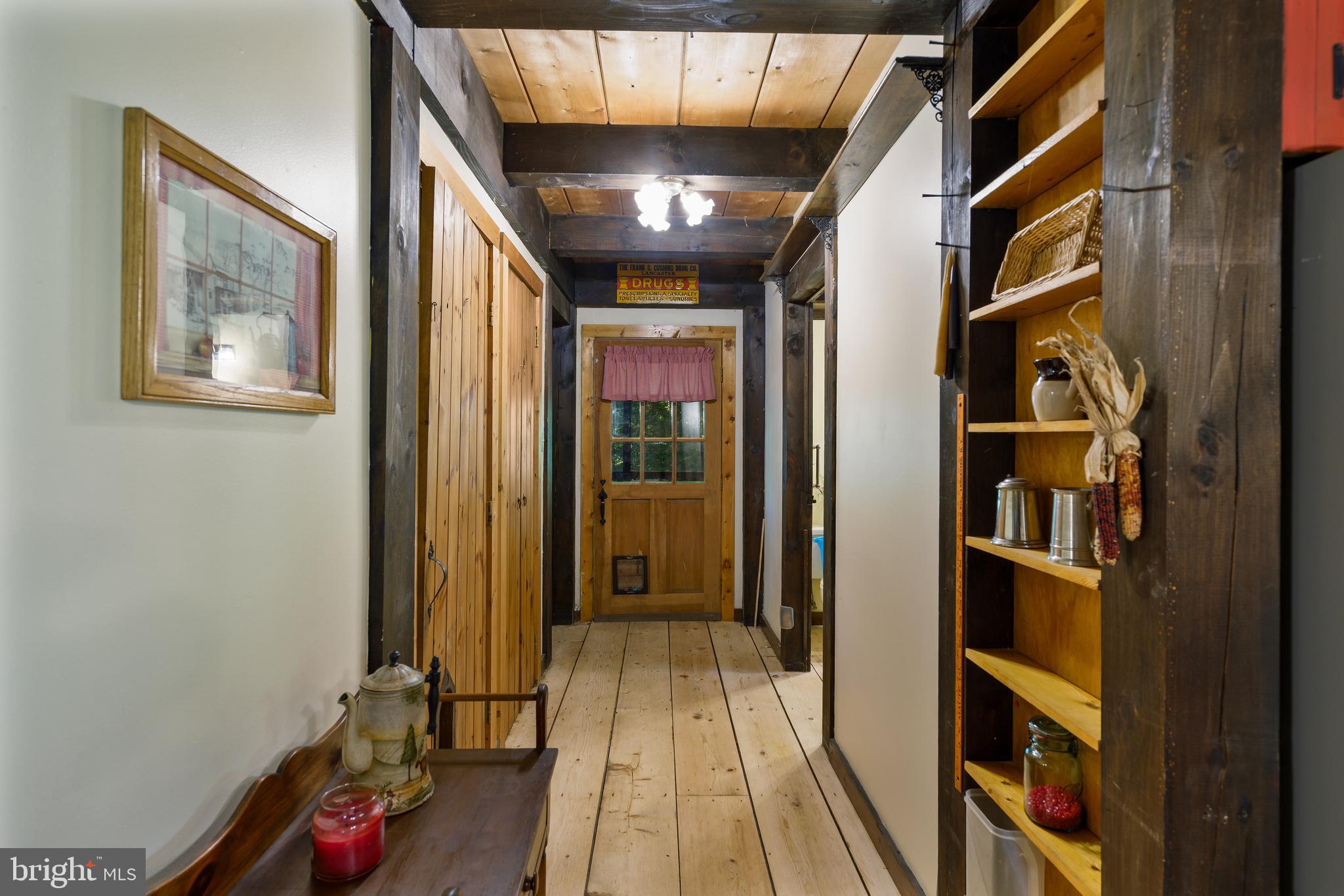 TERRAPIN NECK - Residential