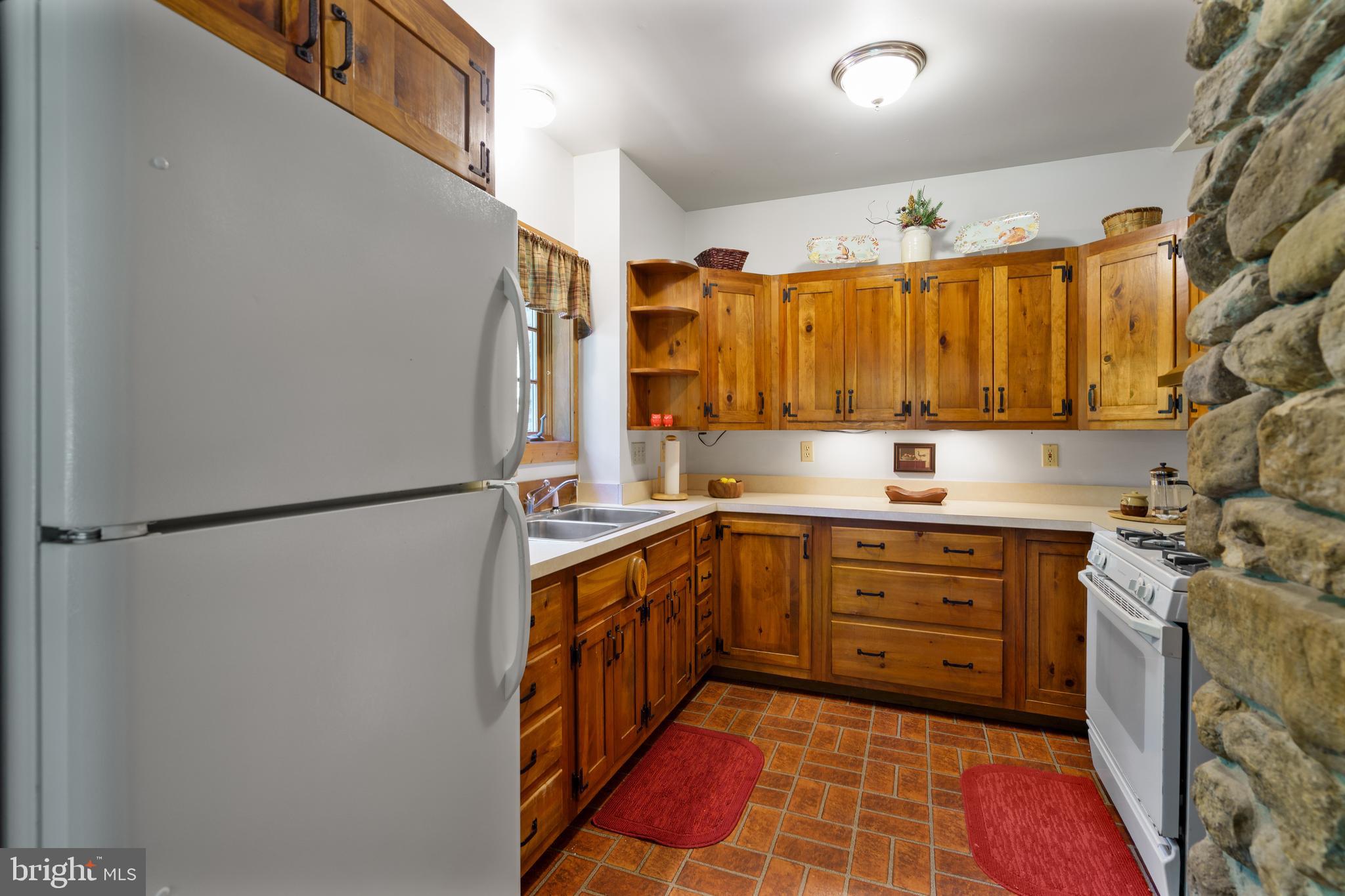 TERRAPIN NECK - Residential