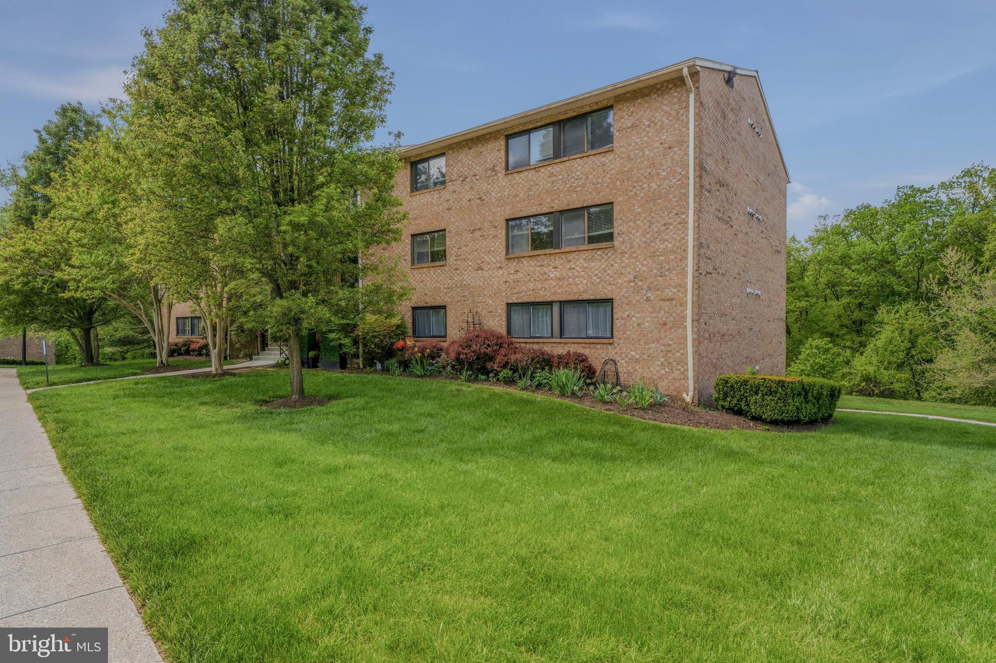 PARTRIDGE KNOLL - Residential