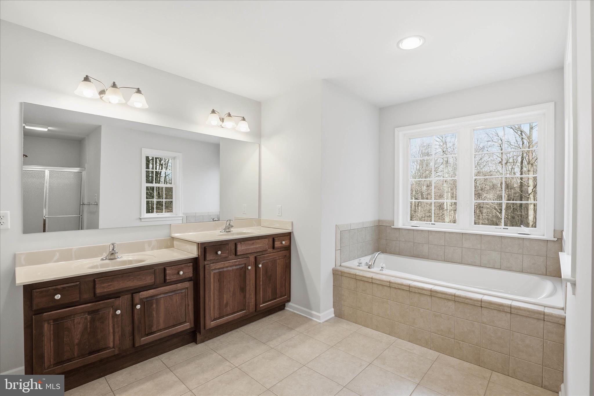 IRON VALLEY - Residential