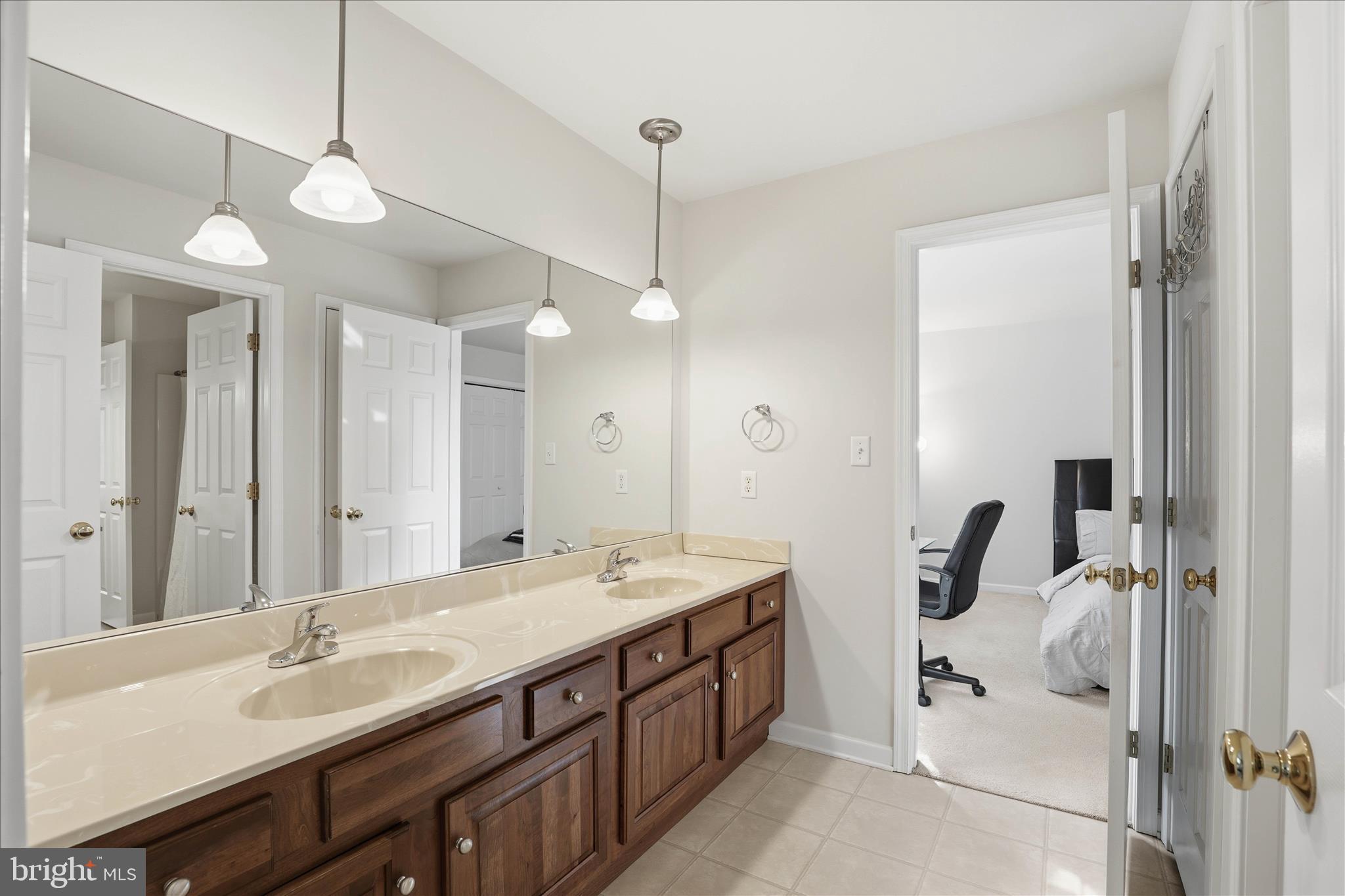 IRON VALLEY - Residential