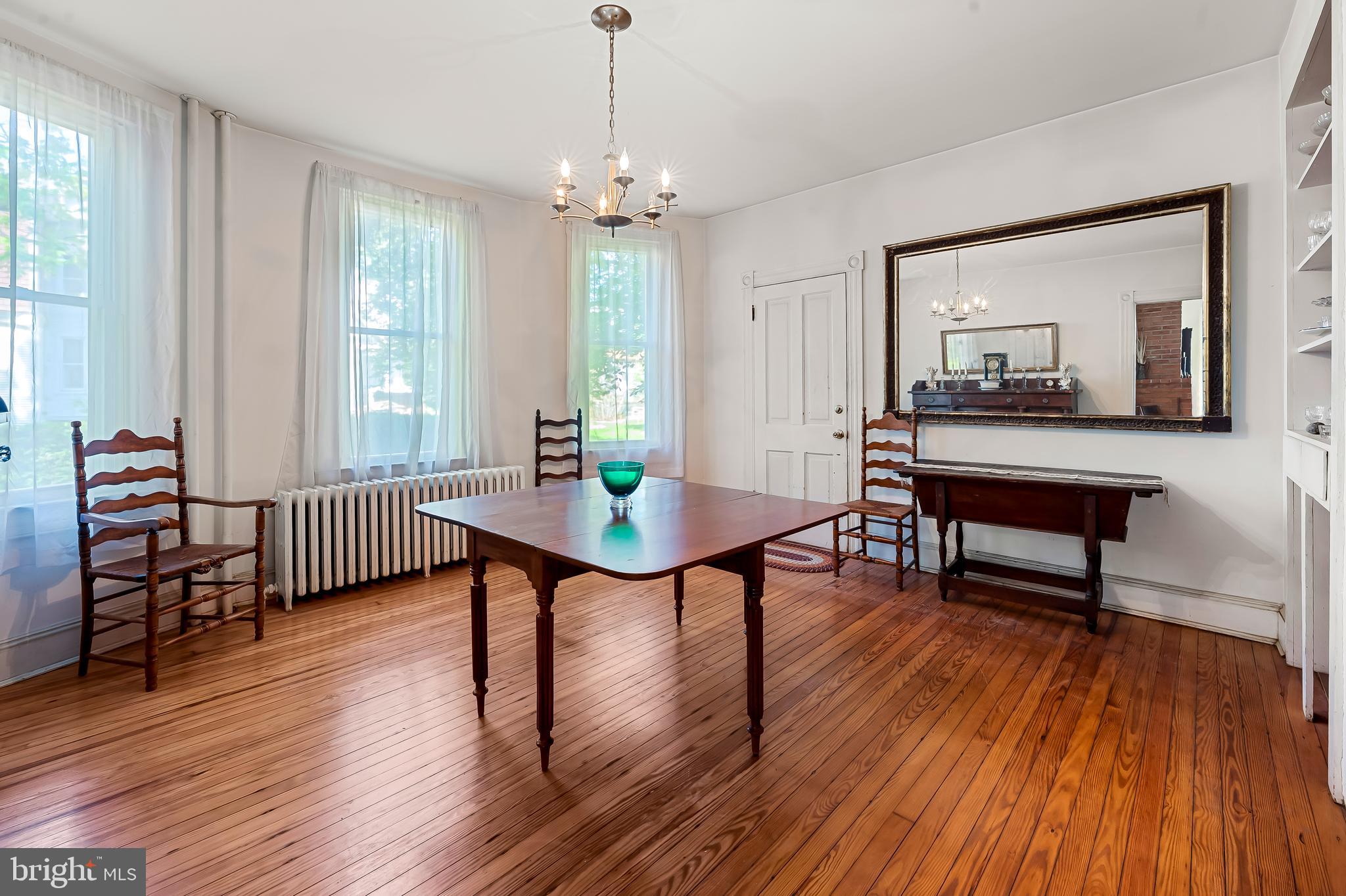 ROLAND PARK - Residential