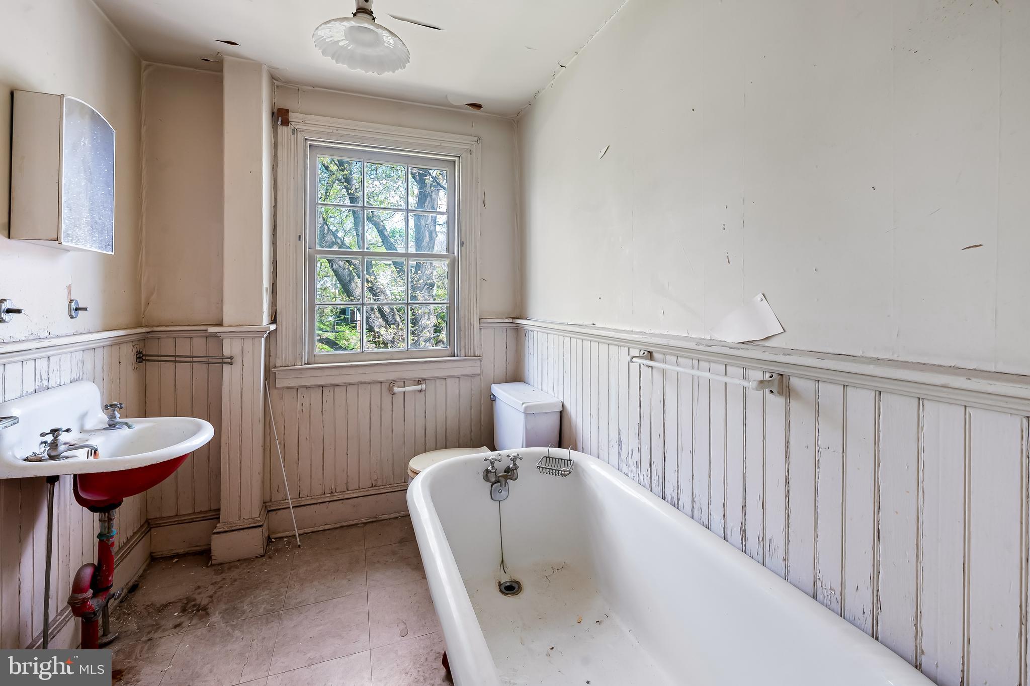 ROLAND PARK - Residential