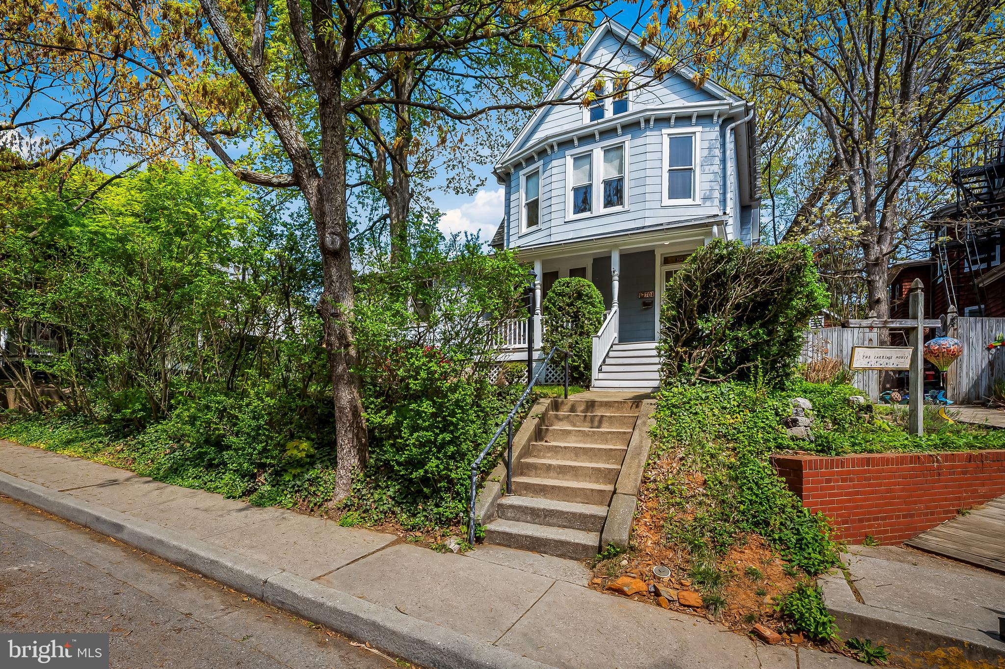 ROLAND PARK - Residential