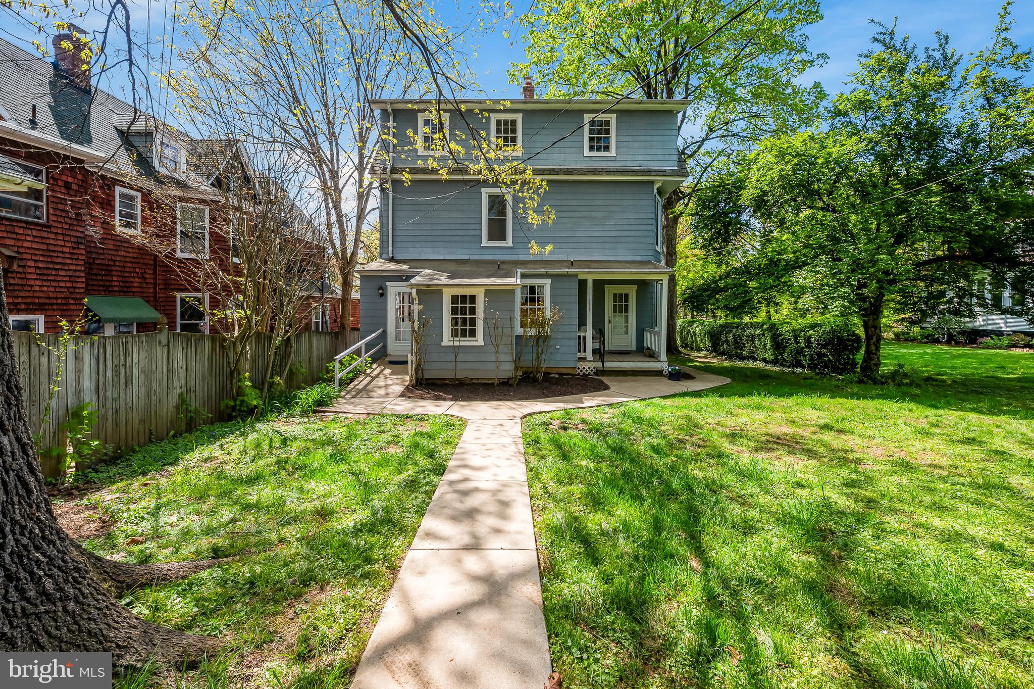 ROLAND PARK - Residential