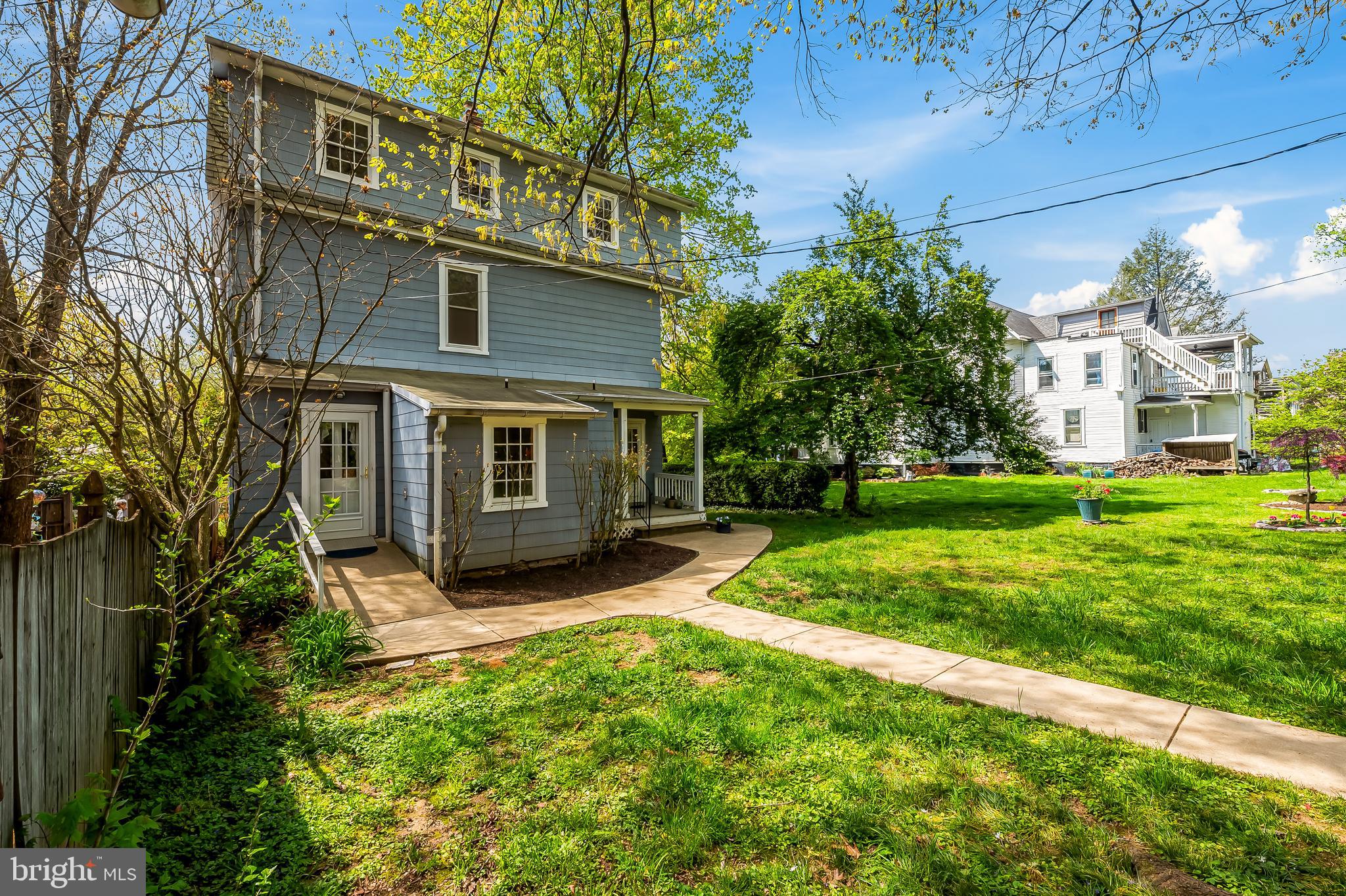 ROLAND PARK - Residential