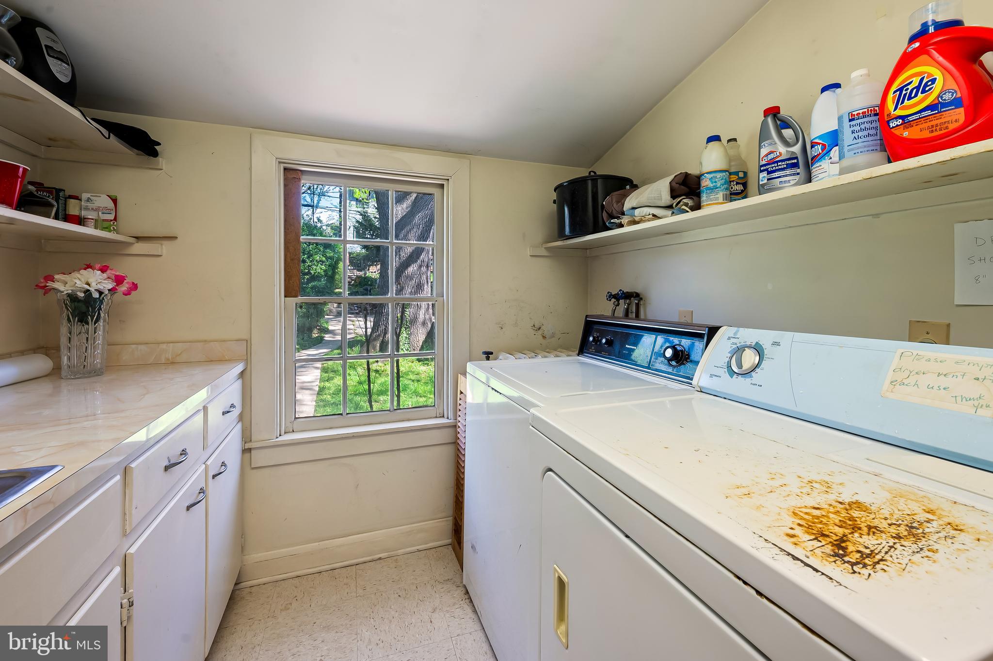 ROLAND PARK - Residential