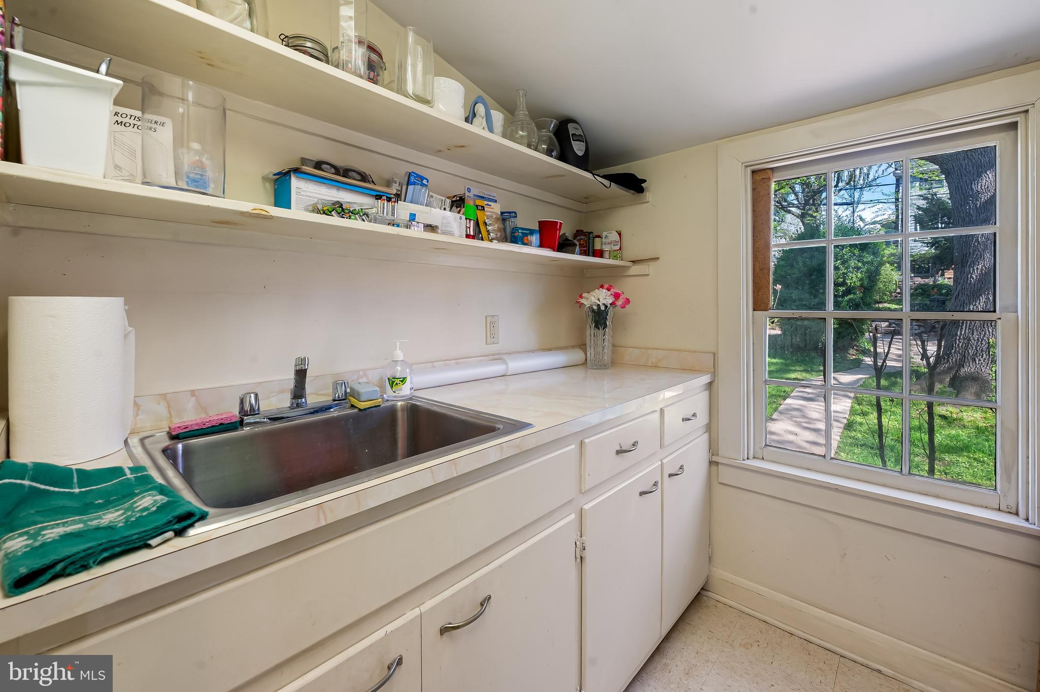 ROLAND PARK - Residential