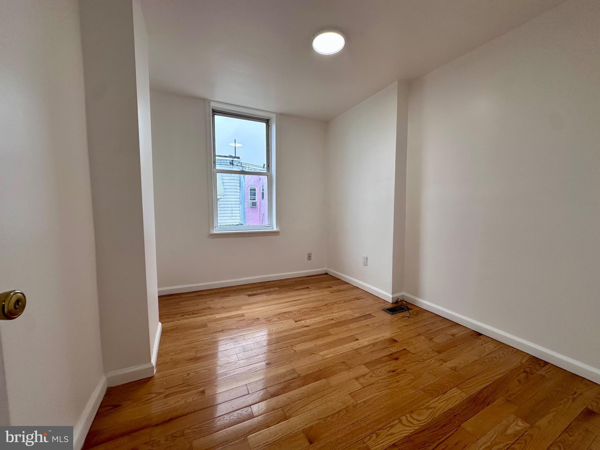 PHILADELPHIA - Residential