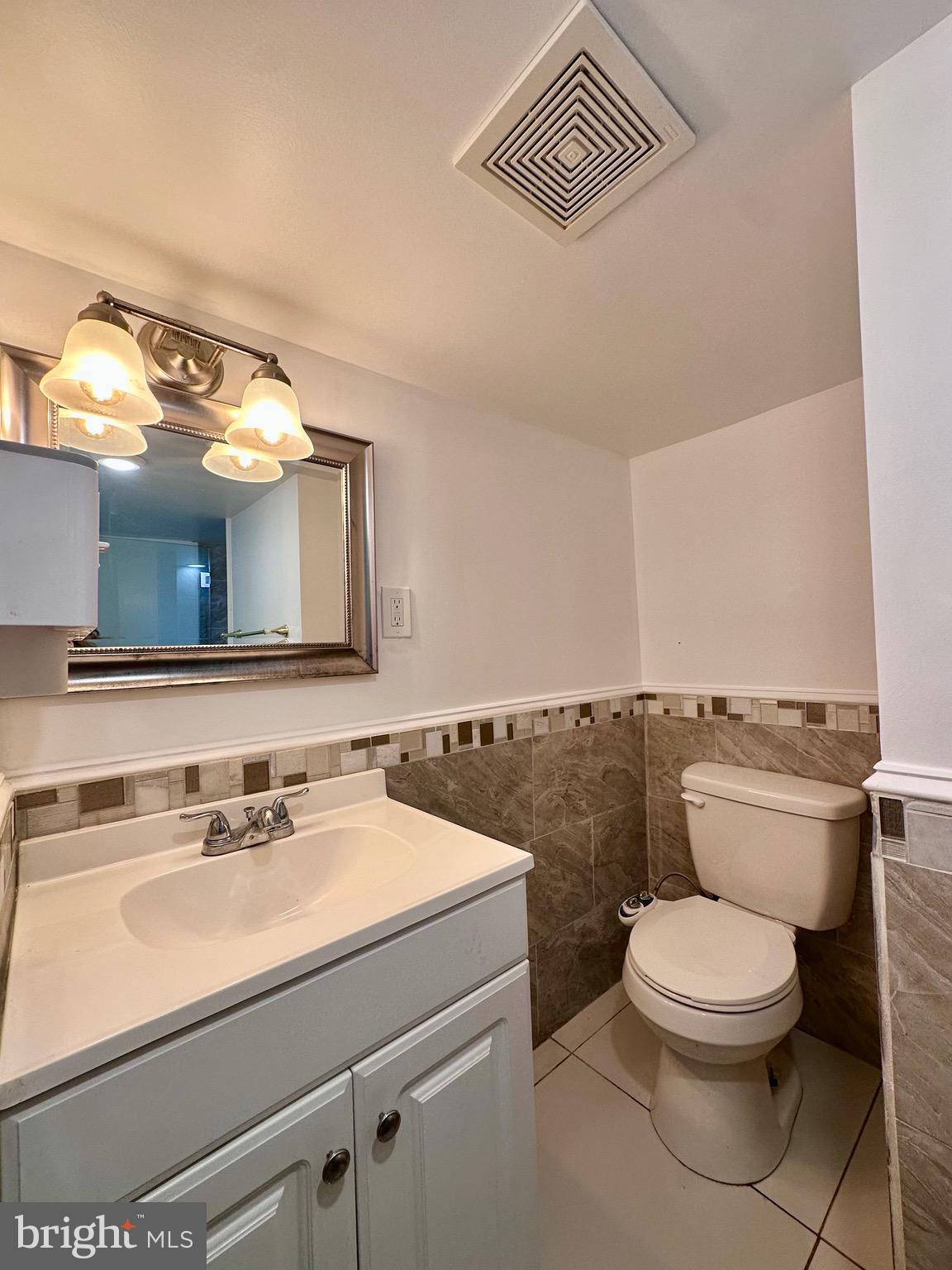 PHILADELPHIA - Residential