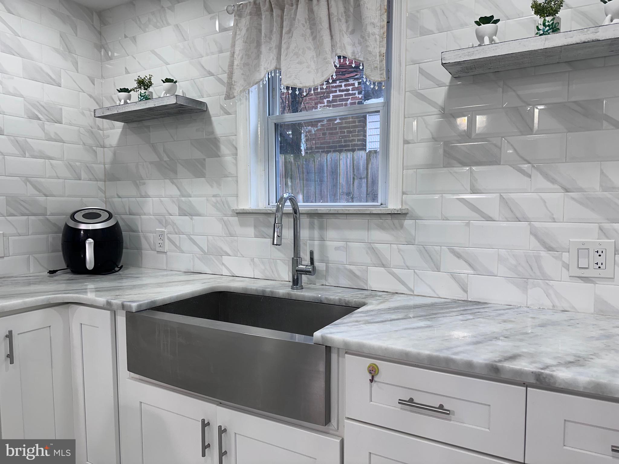 PHILADELPHIA - Residential