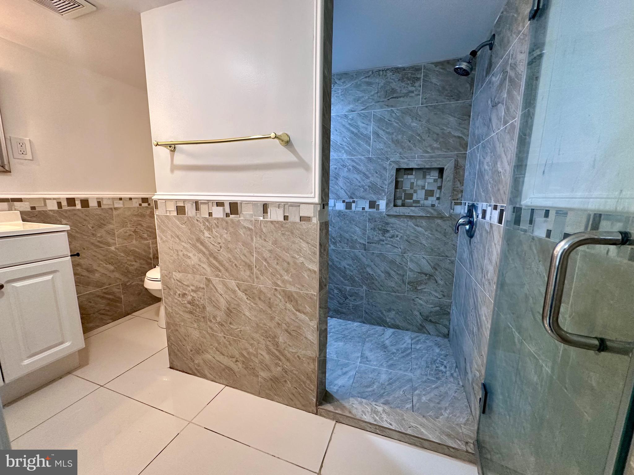 PHILADELPHIA - Residential