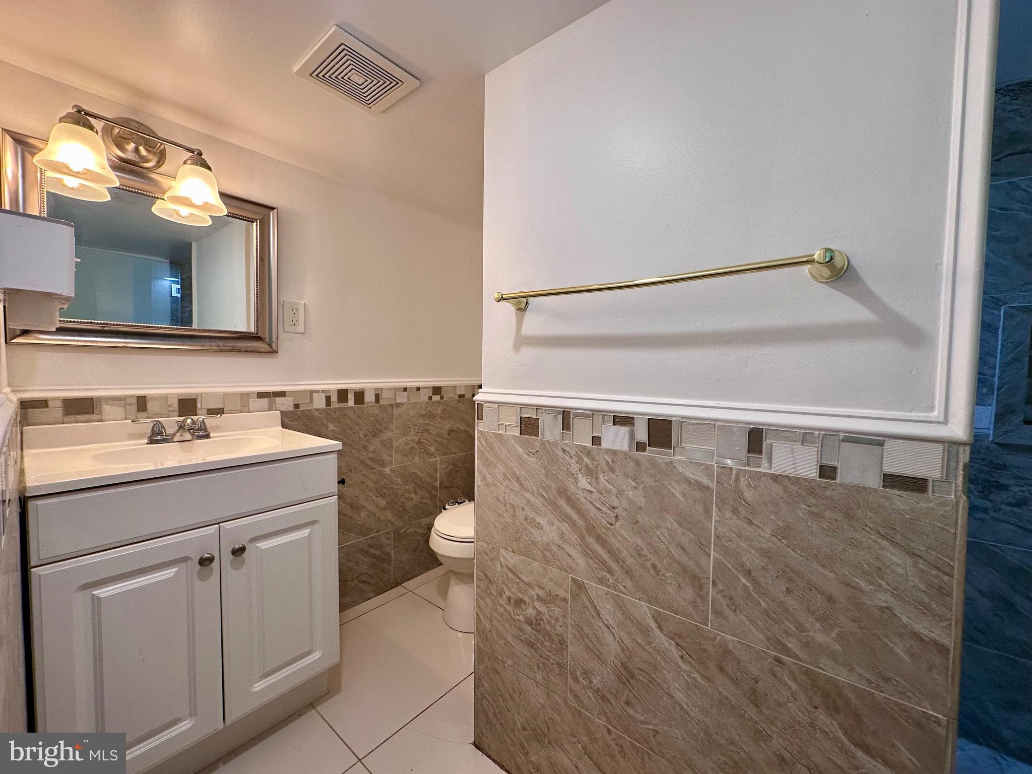 PHILADELPHIA - Residential