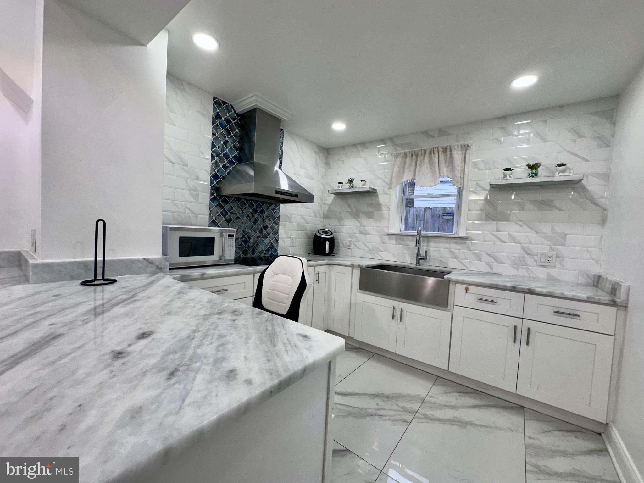 PHILADELPHIA - Residential