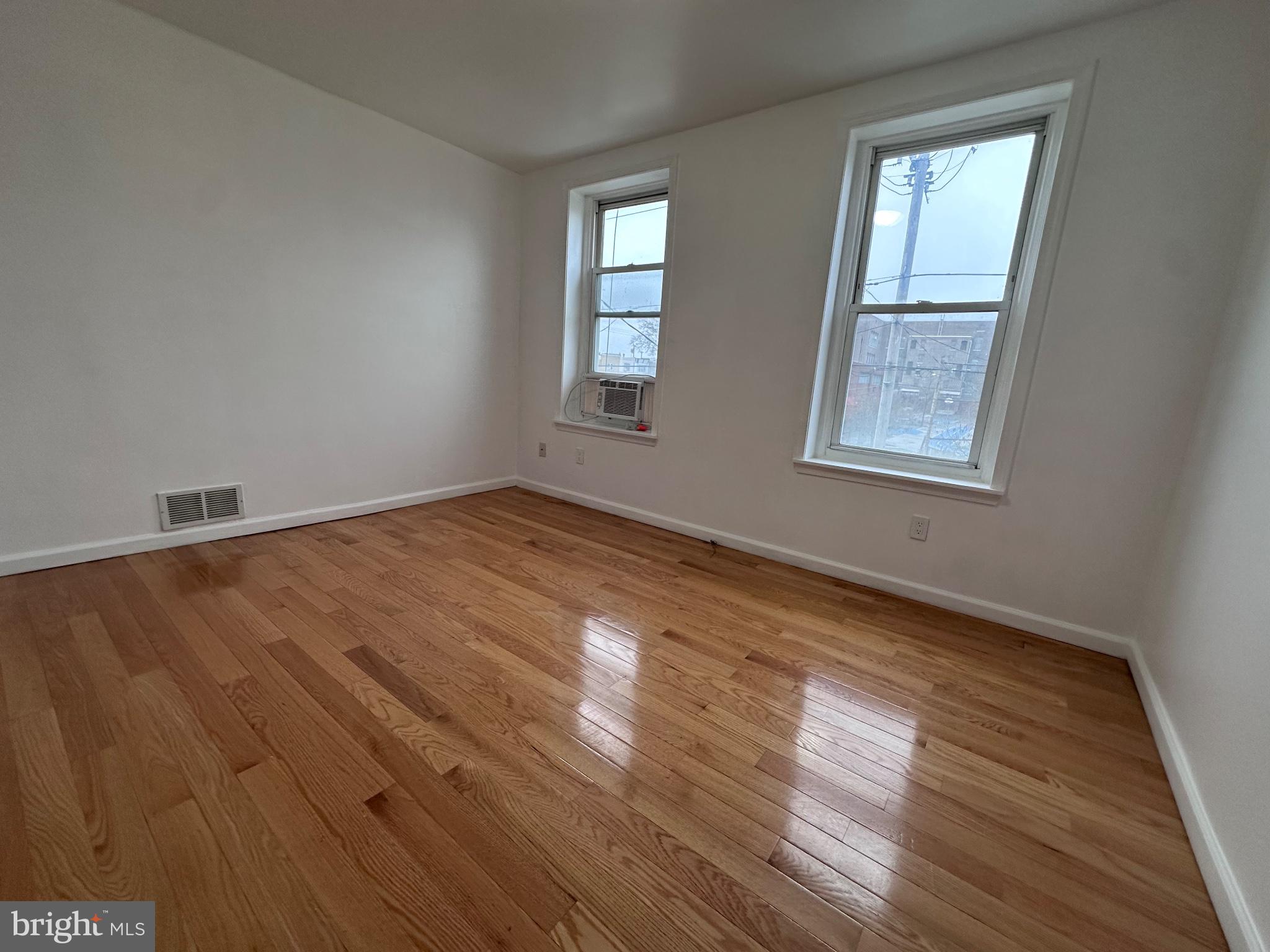 PHILADELPHIA - Residential