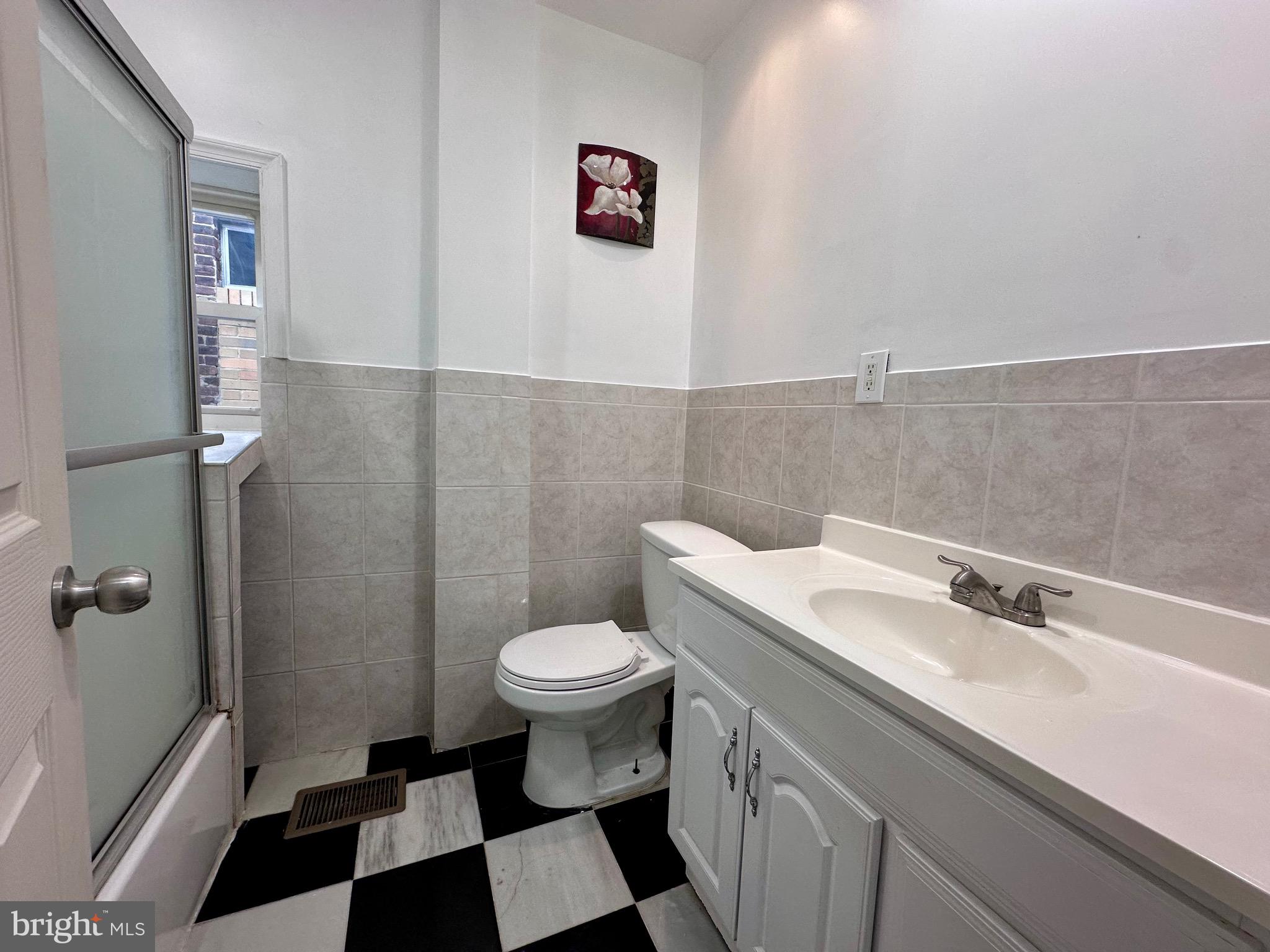 PHILADELPHIA - Residential