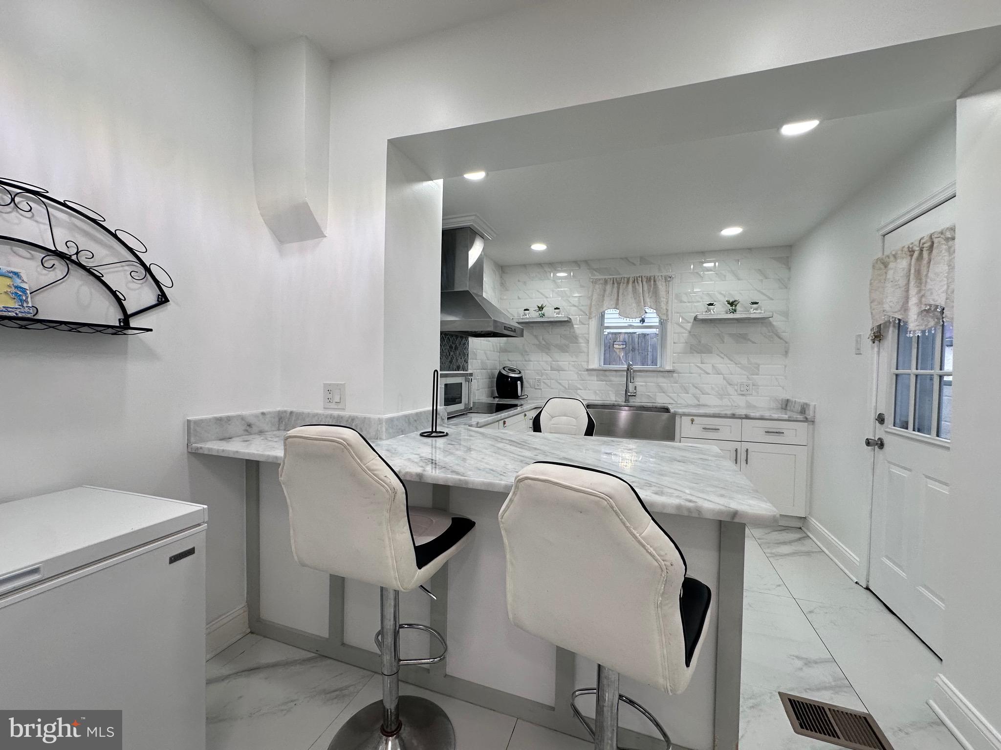 PHILADELPHIA - Residential