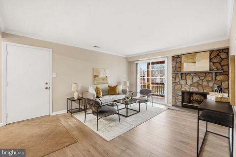 6917 VICTORIA DRIVE E ALEXANDRIA VA 22310