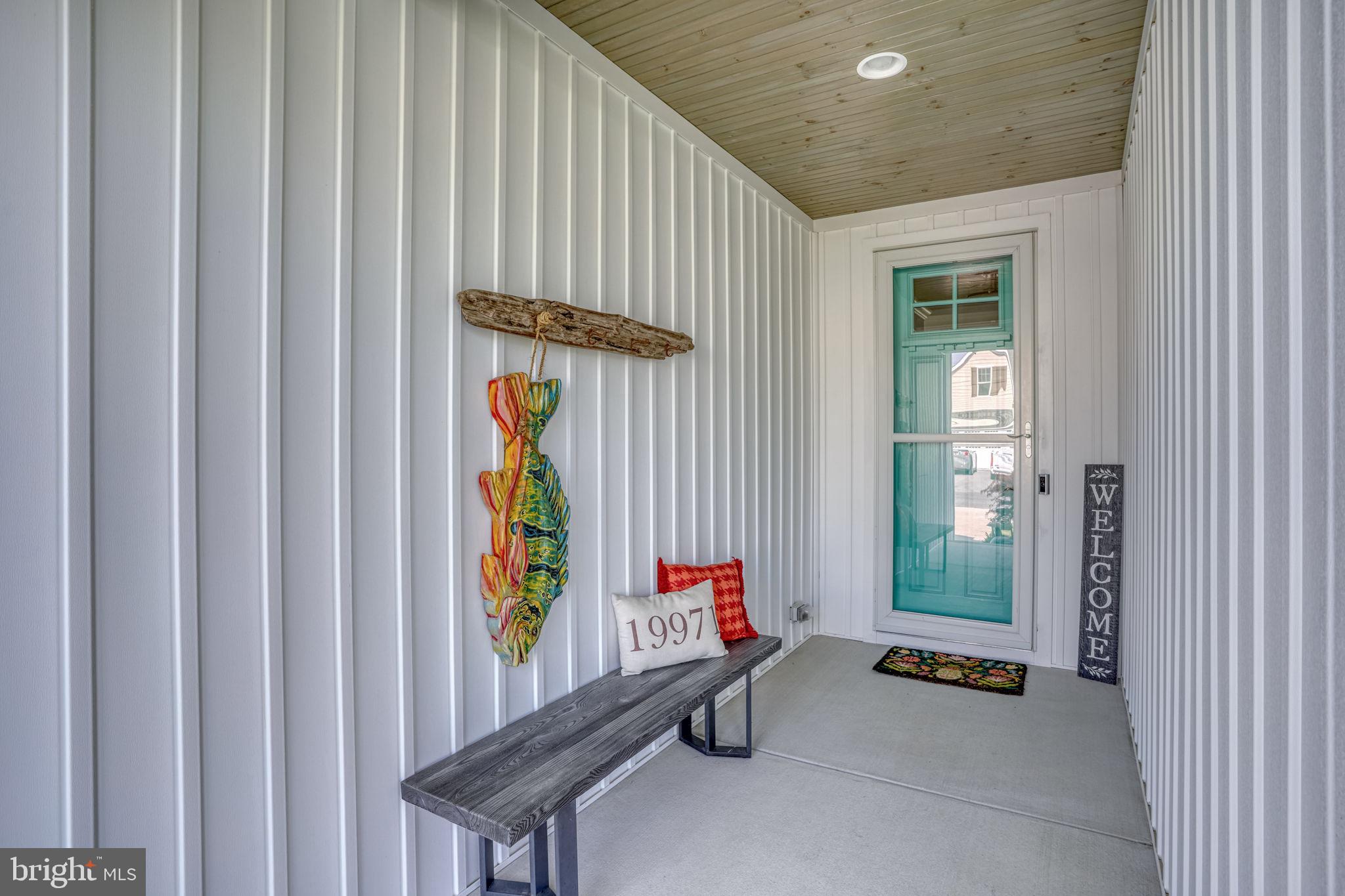 158 E BUCKINGHAM DRIVE