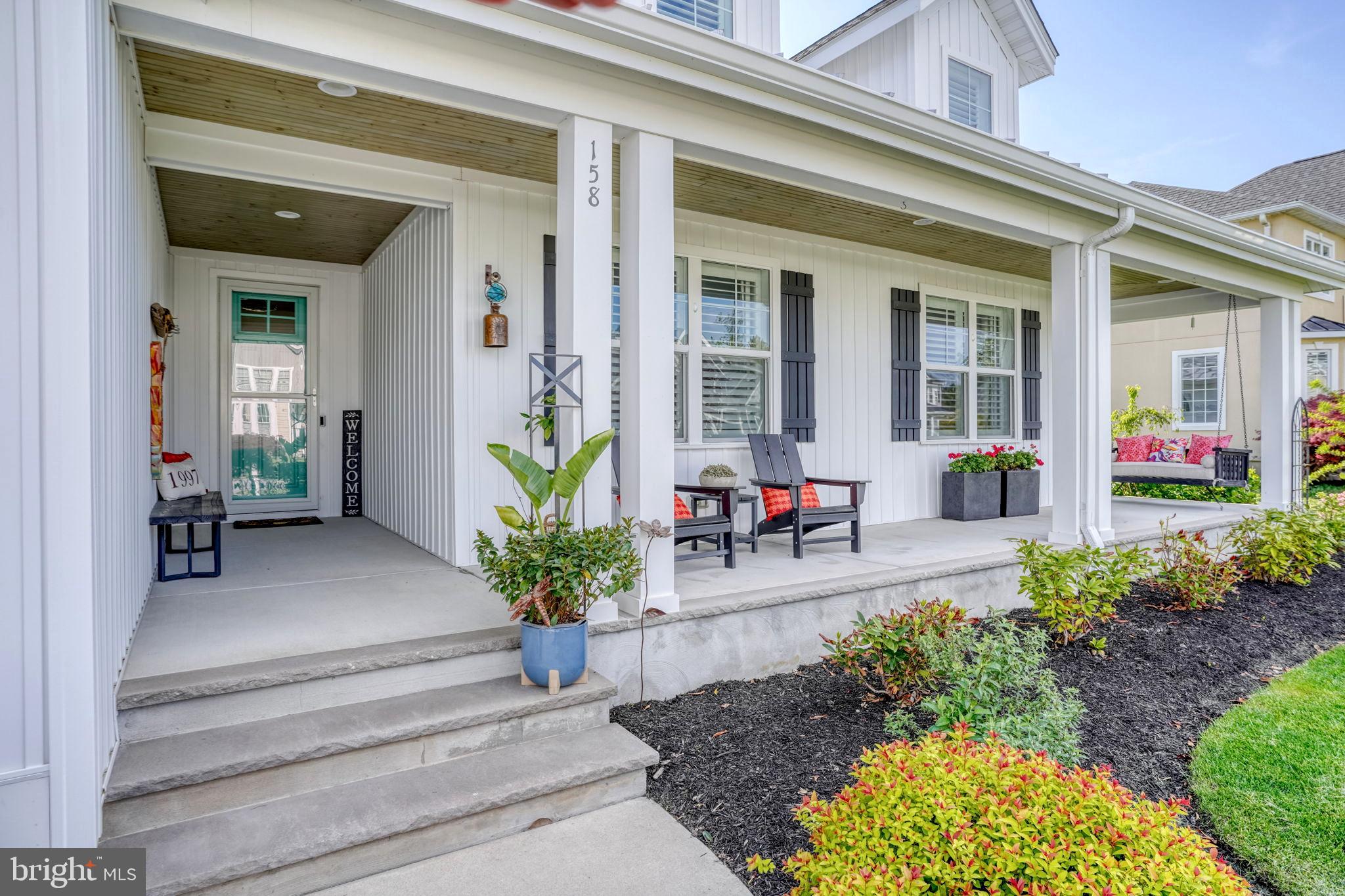 158 E BUCKINGHAM DRIVE