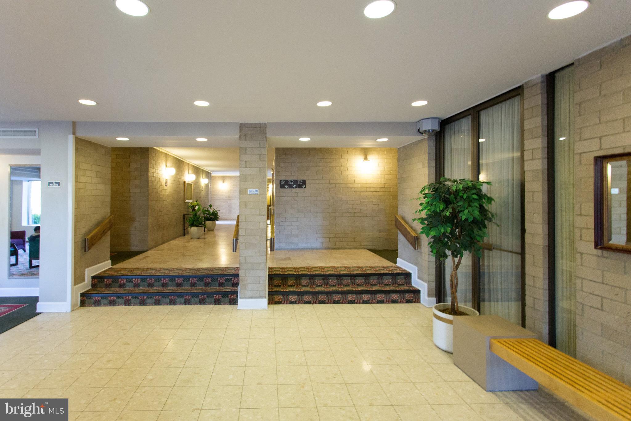 6001 ARLINGTON BOULEVARD 821