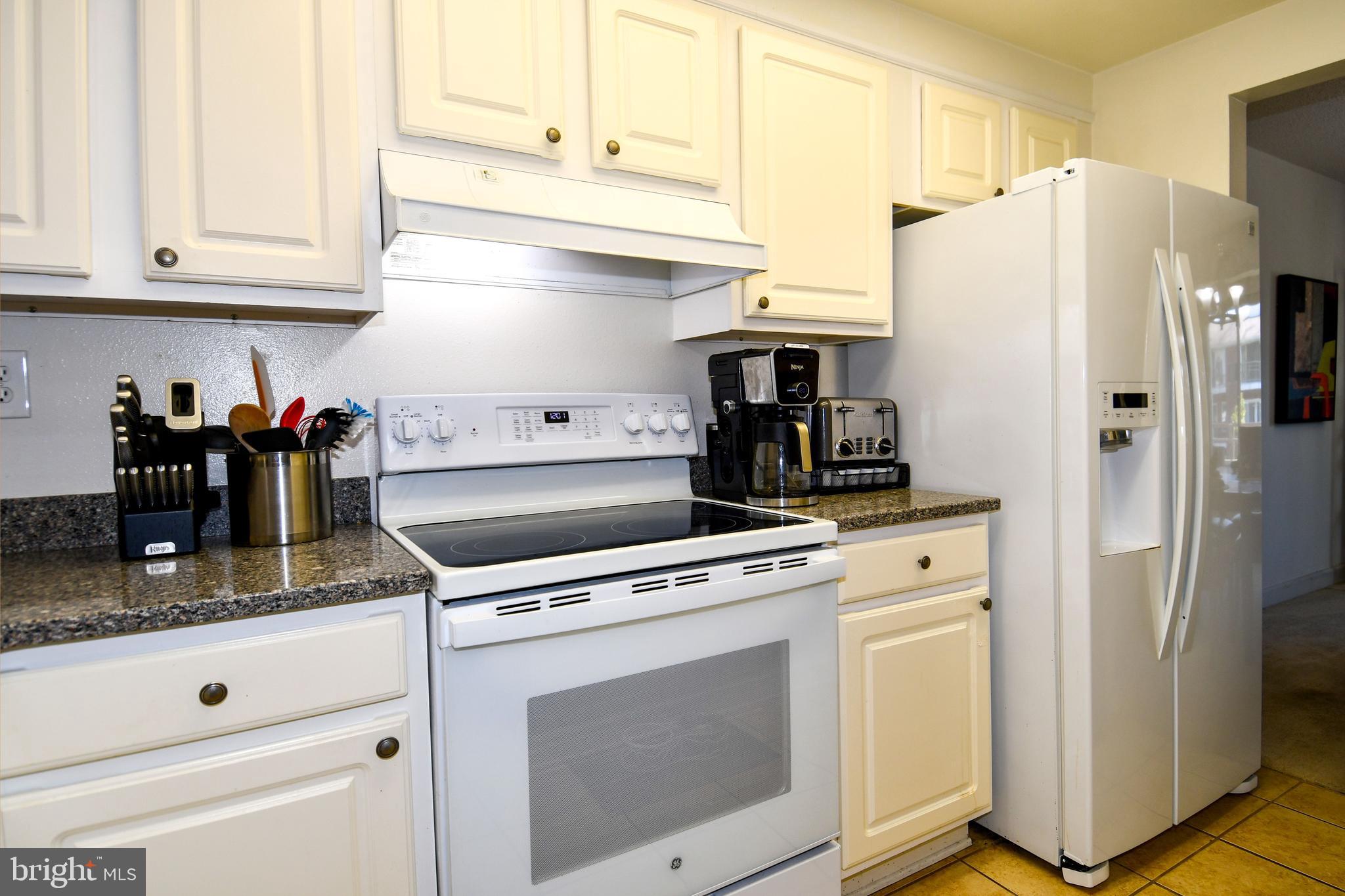 3500 FOREST EDGE DRIVE 15-2E