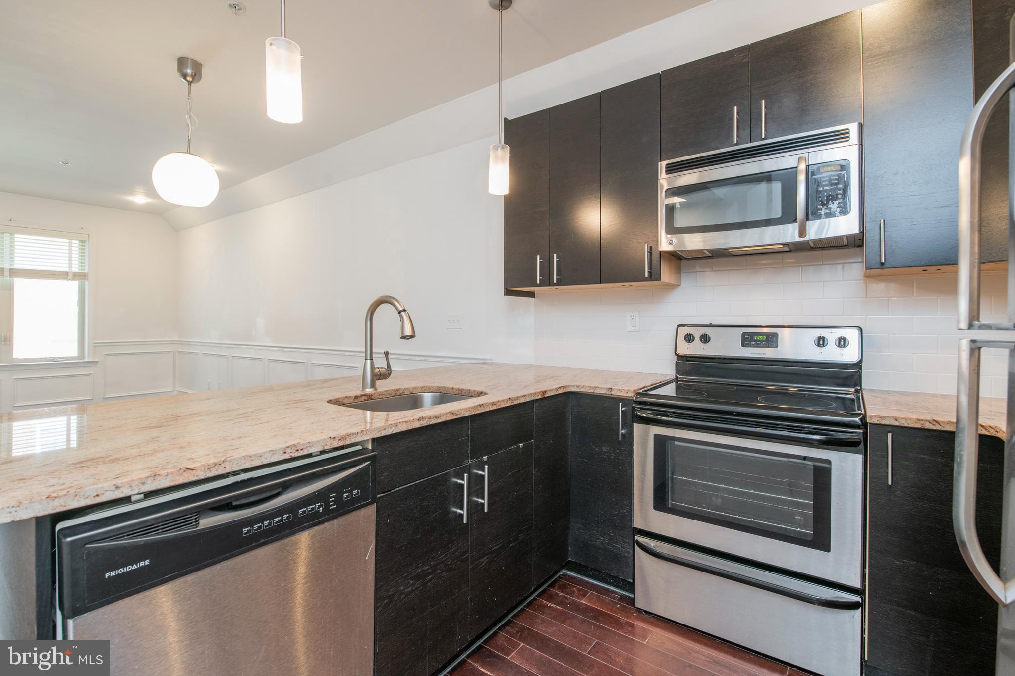 SPRING ARTS - Residential Lease