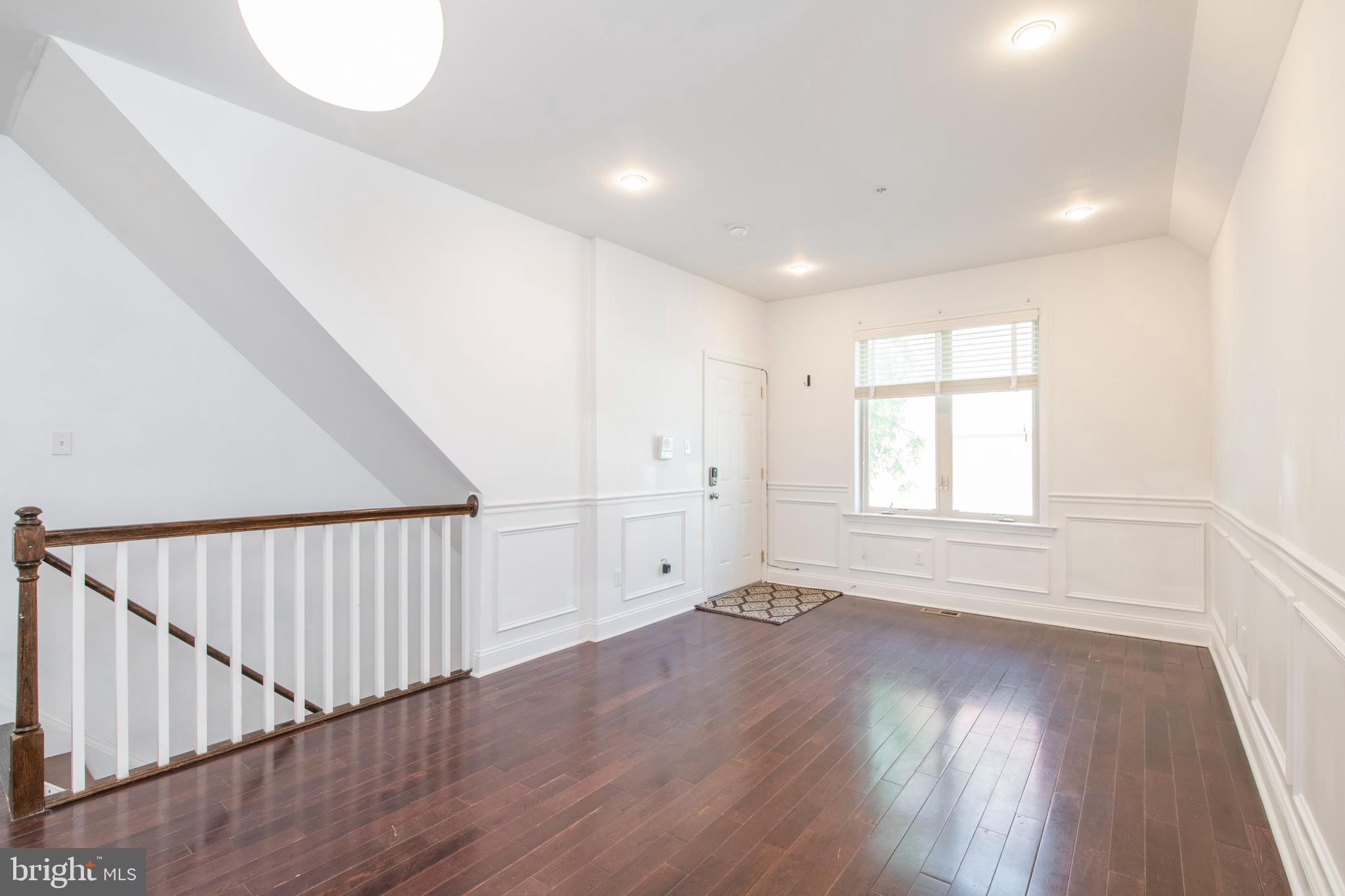 SPRING ARTS - Residential Lease