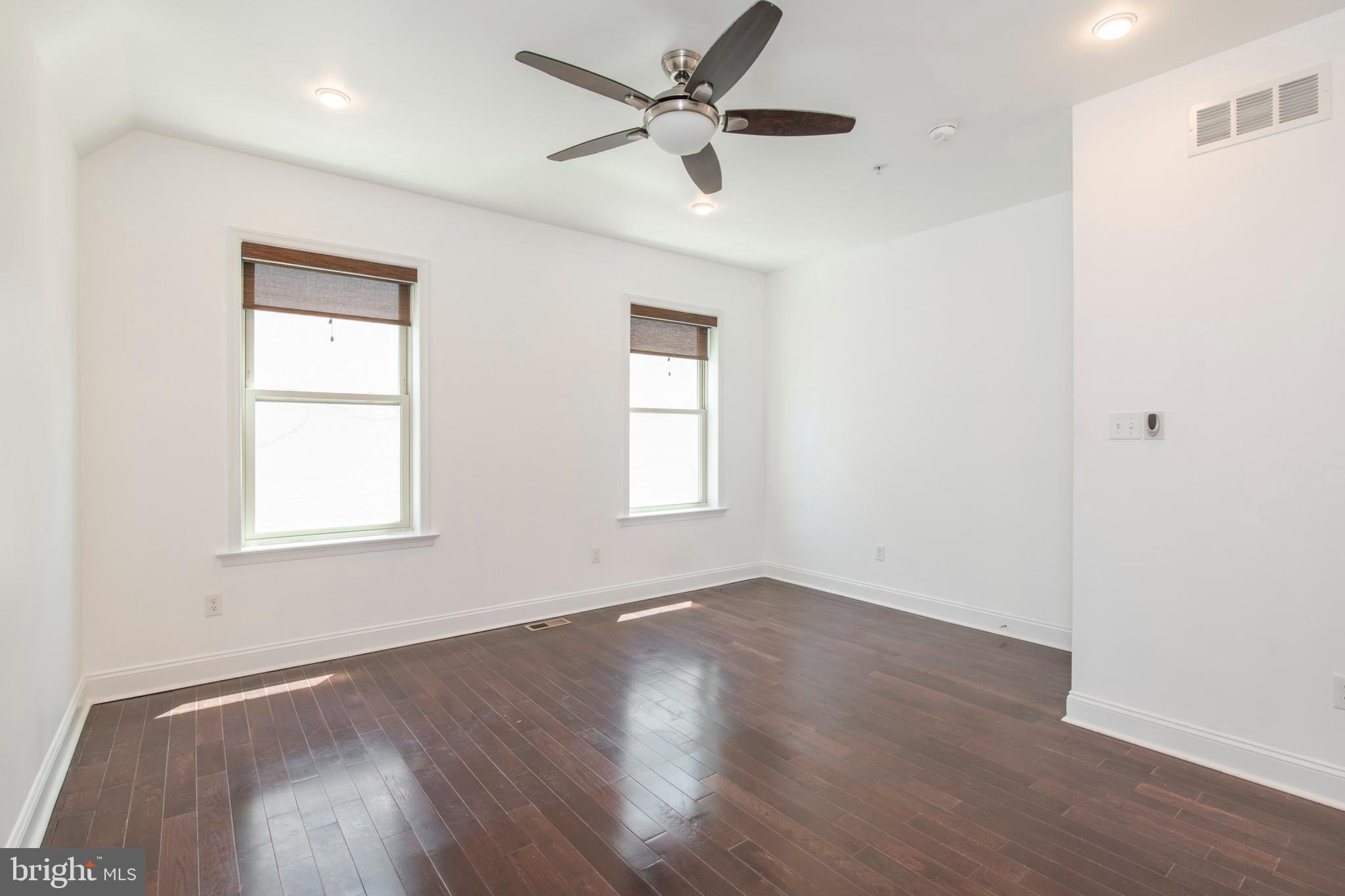 SPRING ARTS - Residential Lease