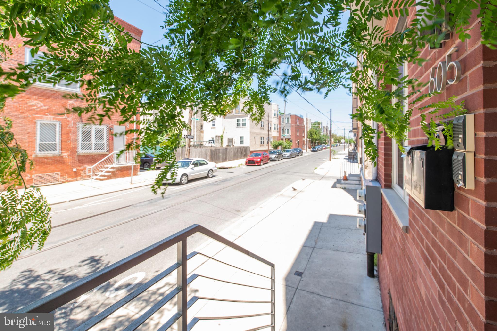 SPRING ARTS - Residential Lease