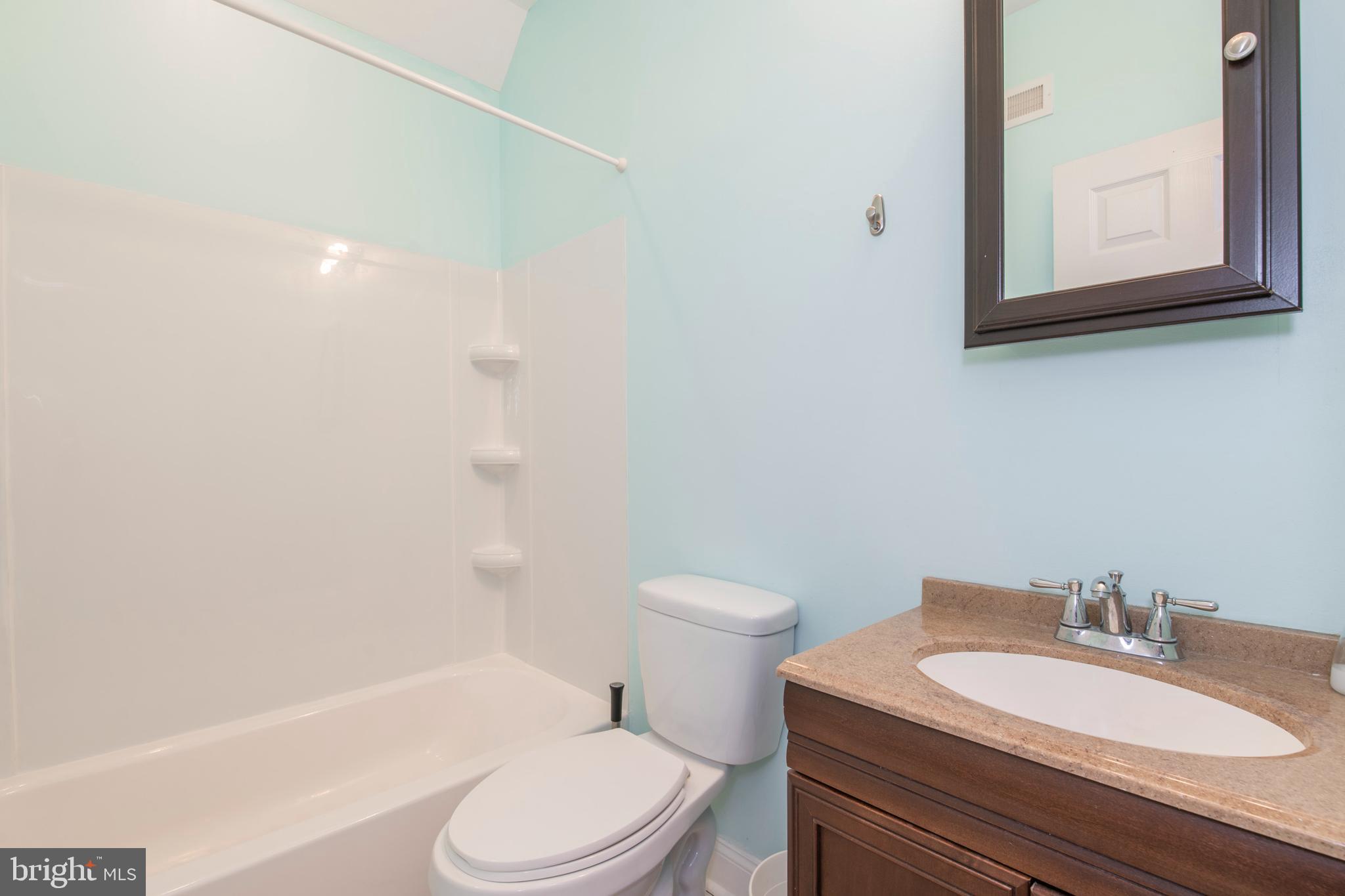 SPRING ARTS - Residential Lease