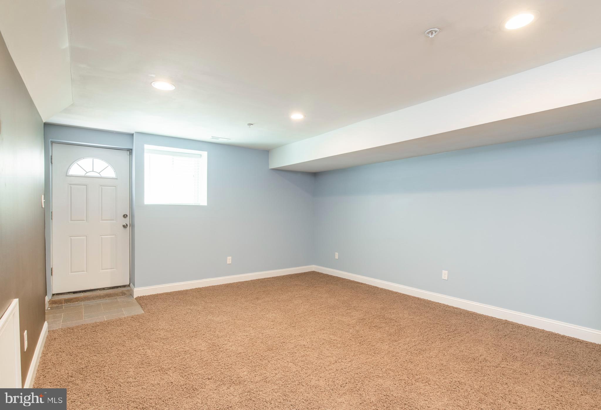 SPRING ARTS - Residential Lease