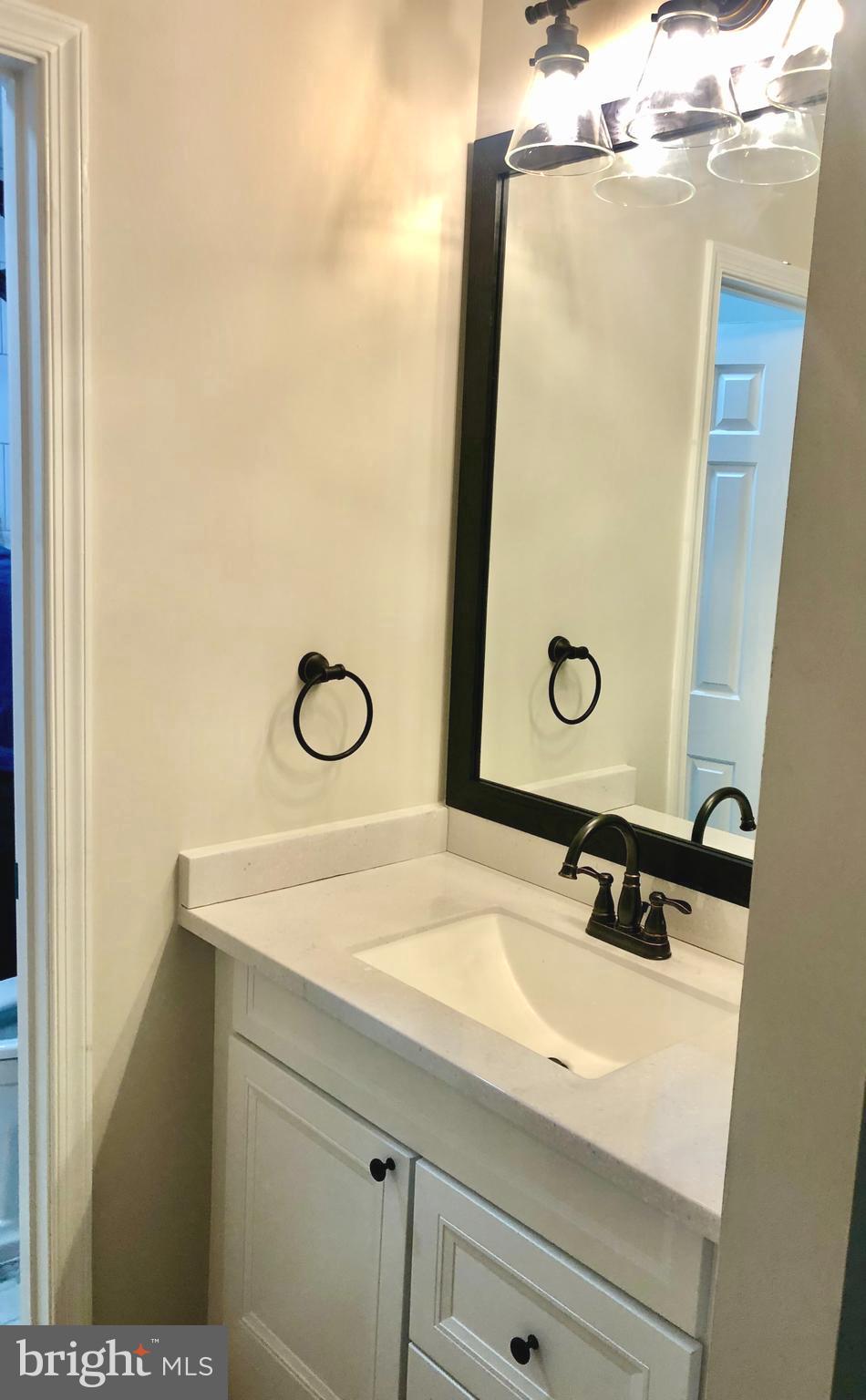 HOLLY POINTE - Residential