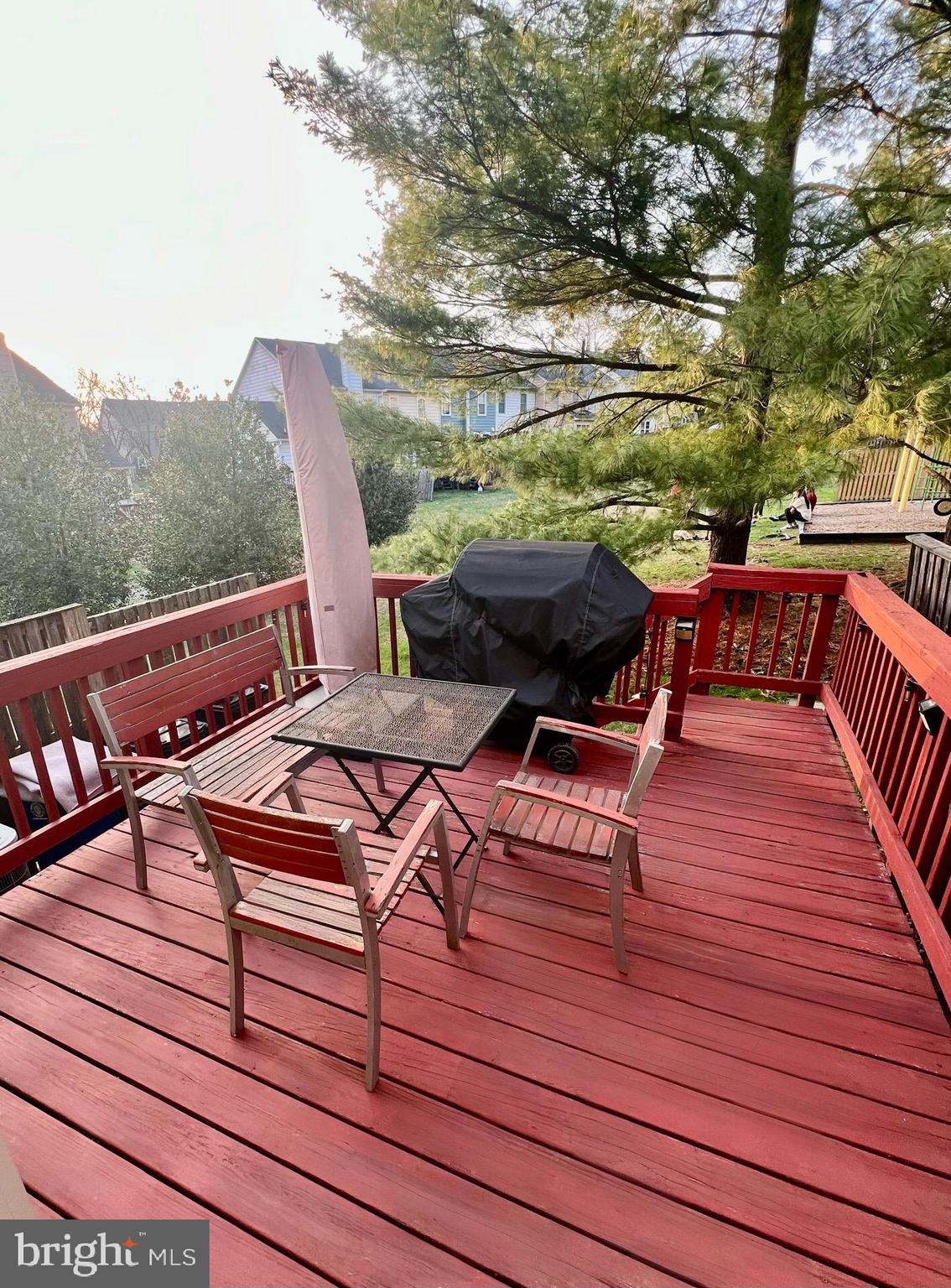 HOLLY POINTE - Residential