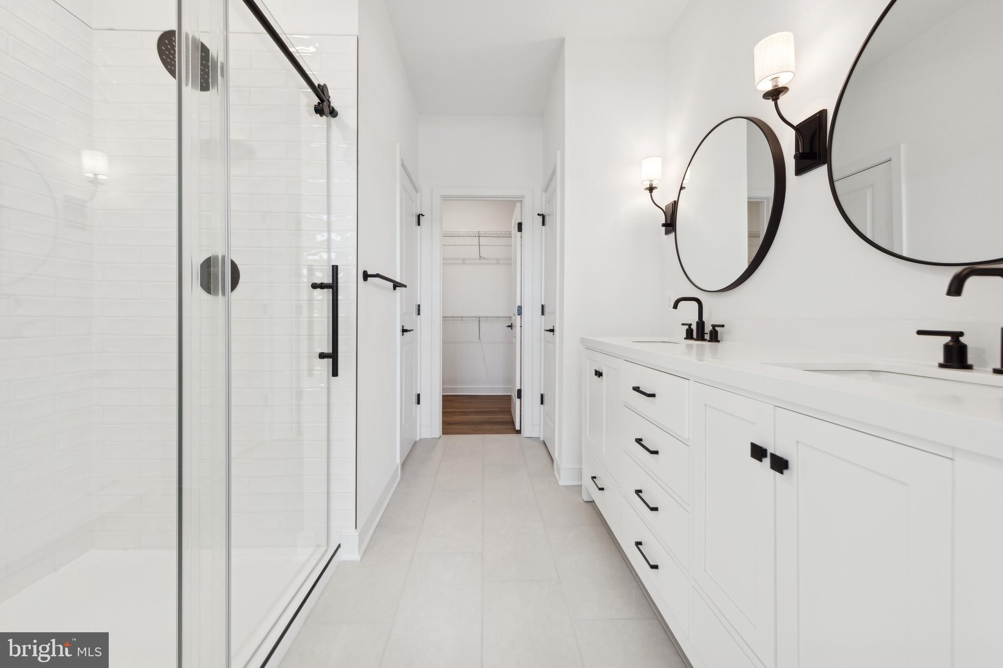 ADMIRAL'S LANDING - Residential