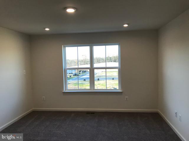 THE RIDGES - Residential Lease