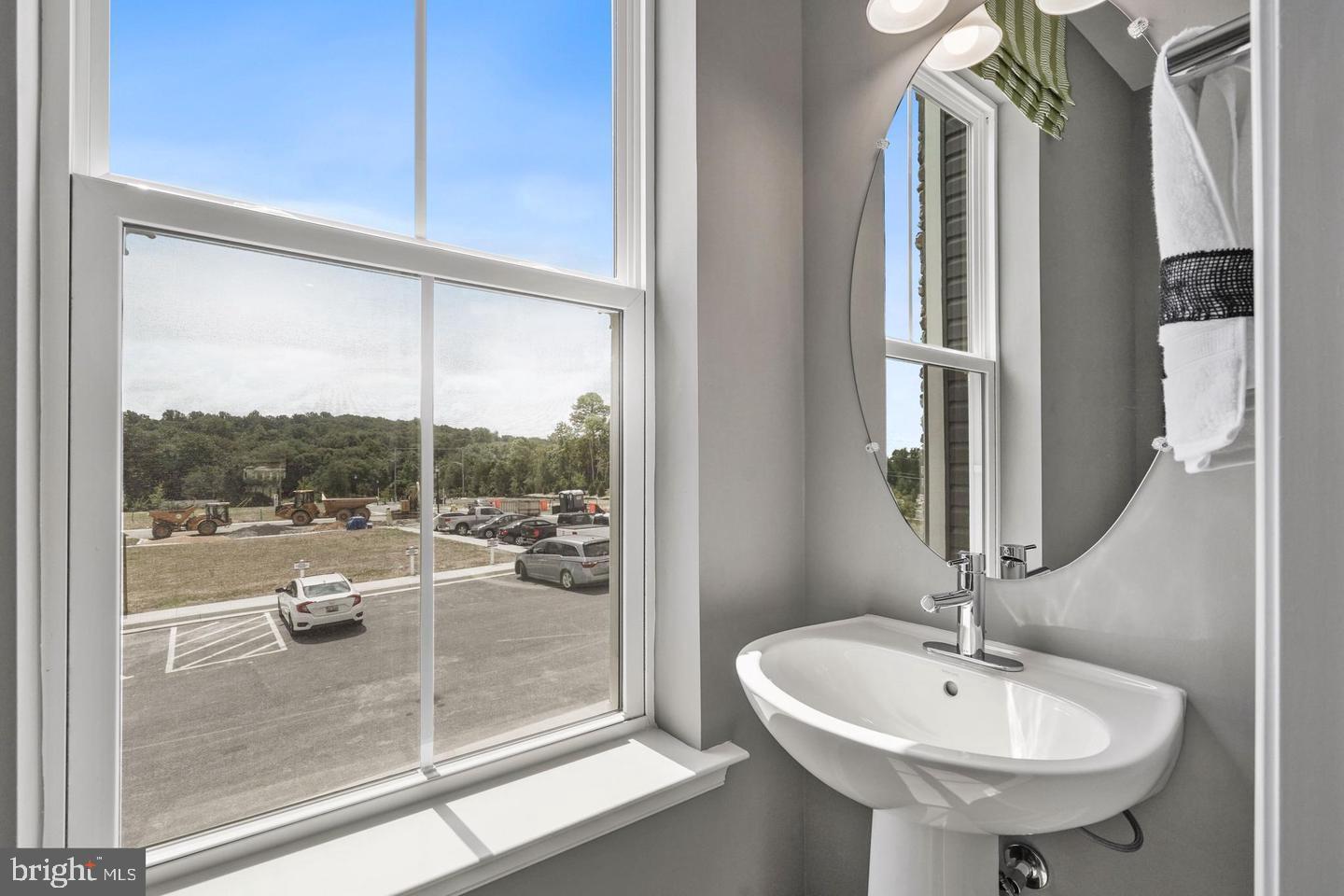 THE RIDGES - Residential Lease