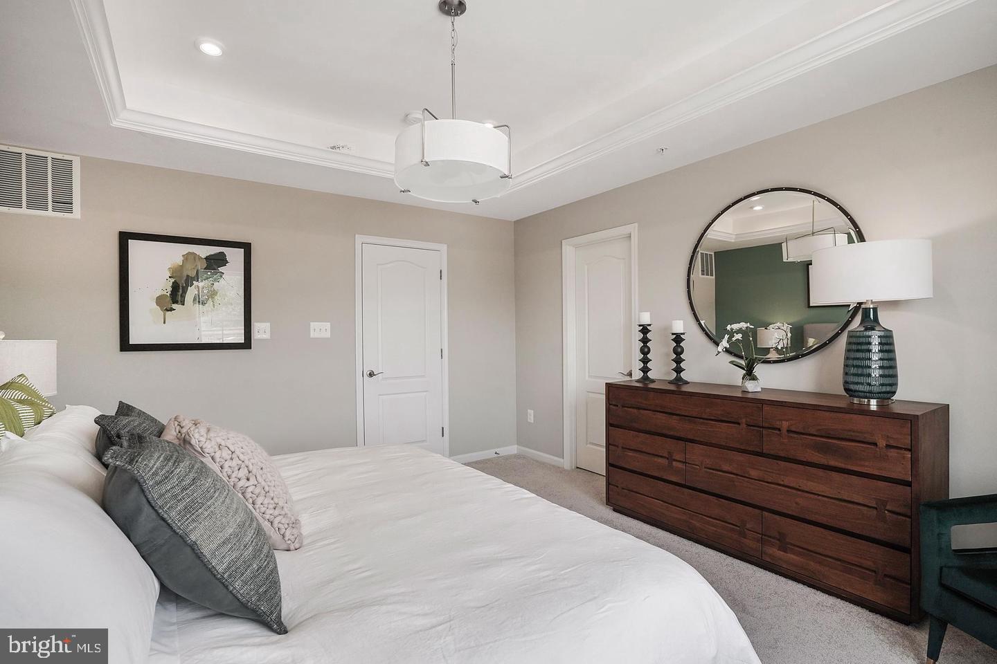 THE RIDGES - Residential Lease